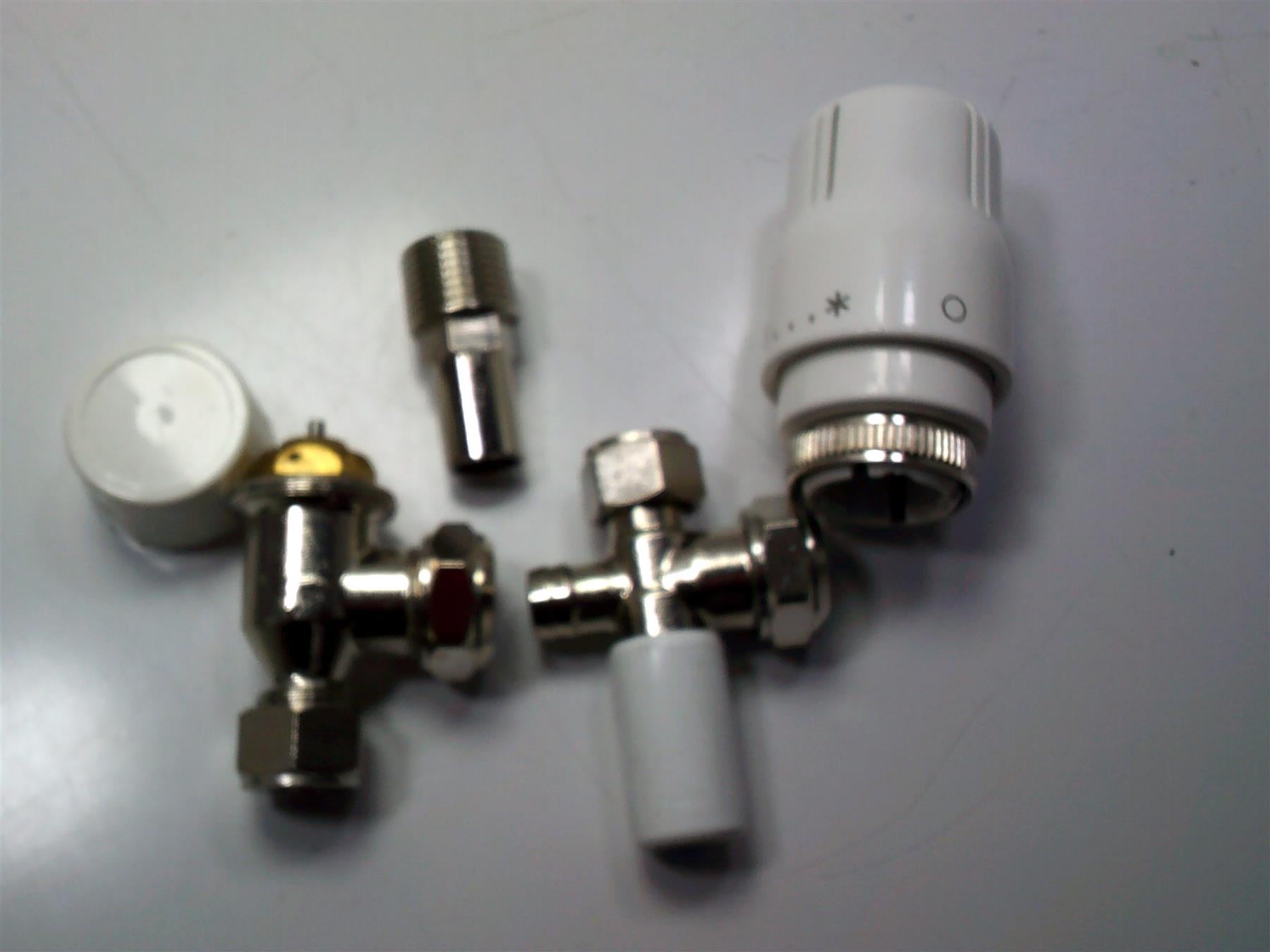 Plumb Center Tradefix Thermostatic Rad Valve Pack 10mm WPAK10ND