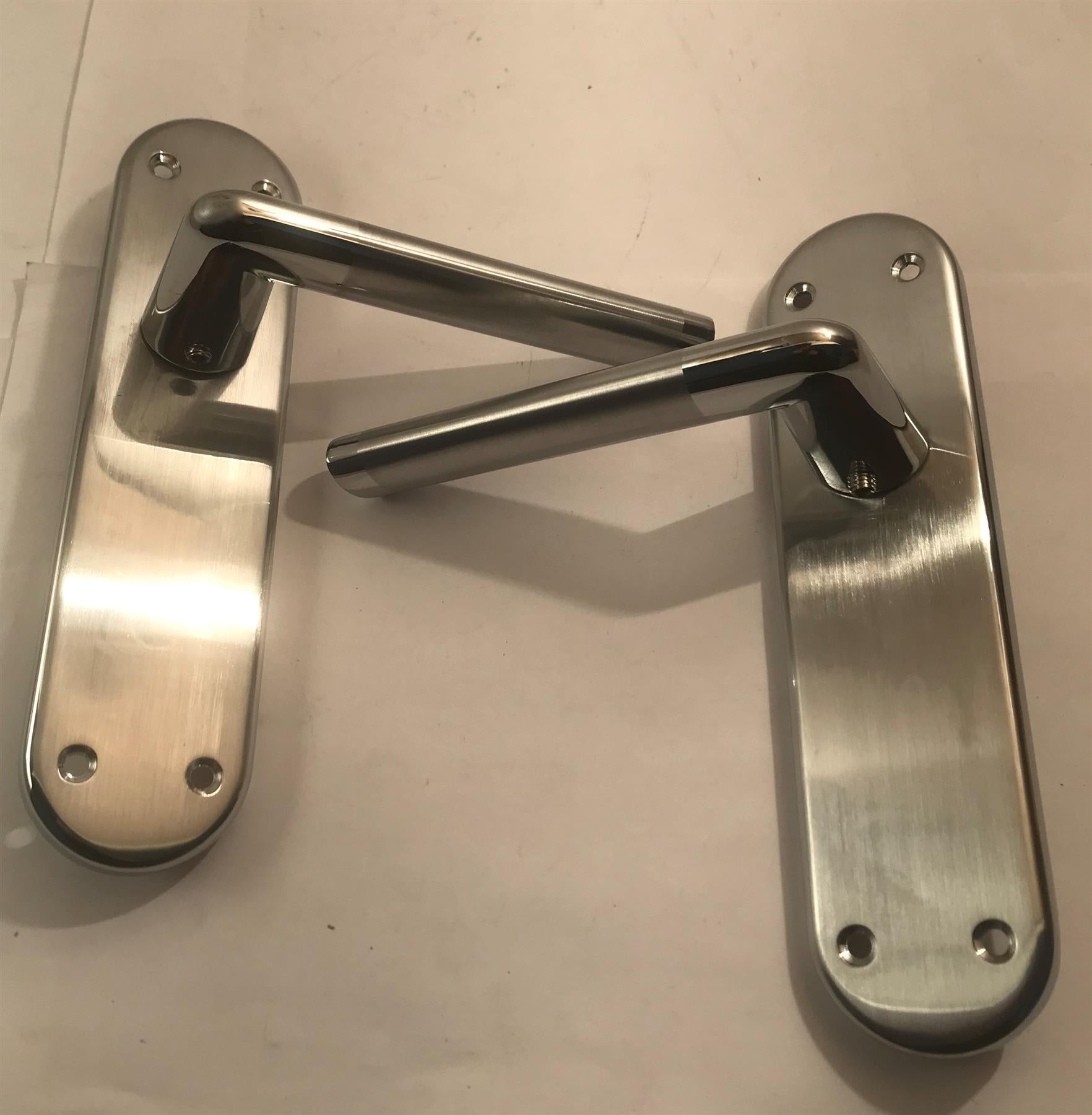 Fortessa FLATFOK-SPC Foko Latch (no key) Polished/Satin Chrome on back plate