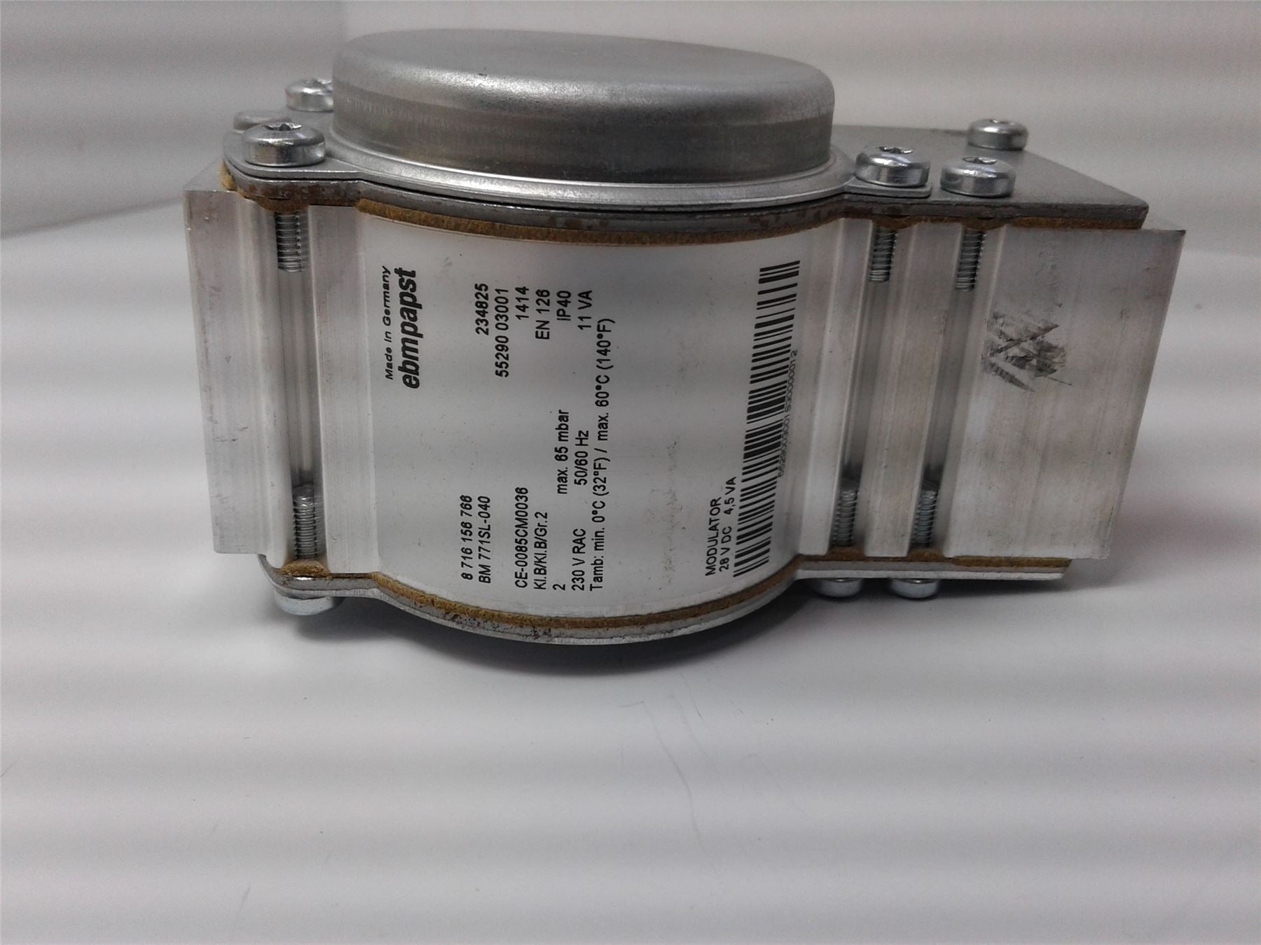 NEW WORCESTER 87161567660 GAS VALVE 28I DUNGS BRAND