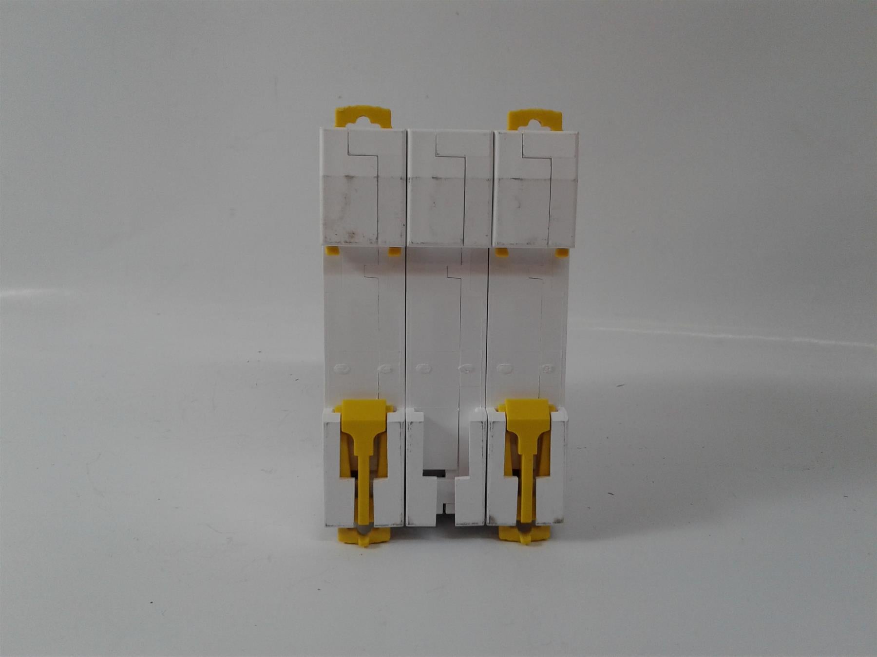 NEW Schneider Electric A9F95363 Modular Circuit Breaker iC60L 3P K 63A