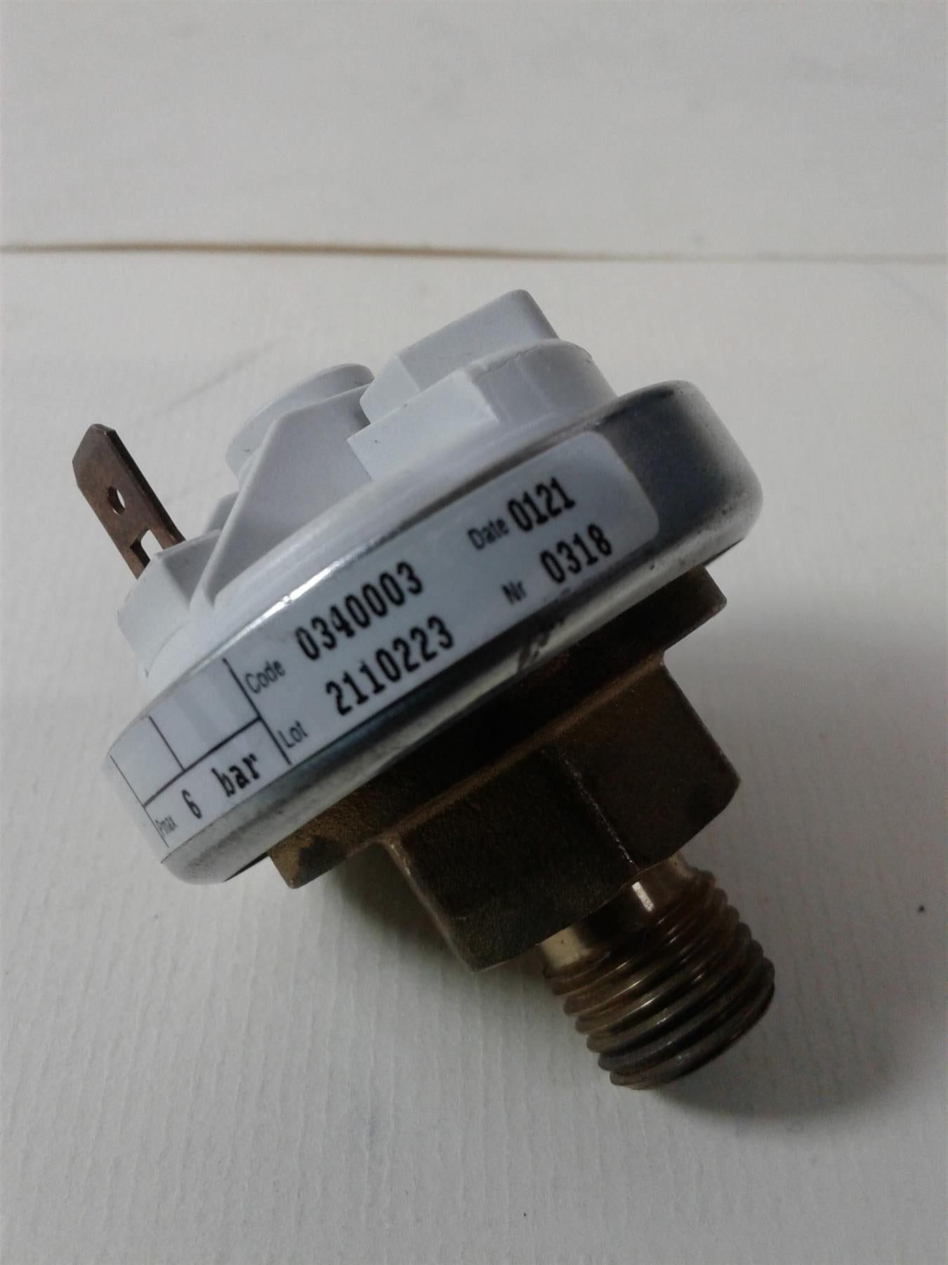 NEW SIT WATER PRESSURE SWITCH VALVE 0340003 6 BAR