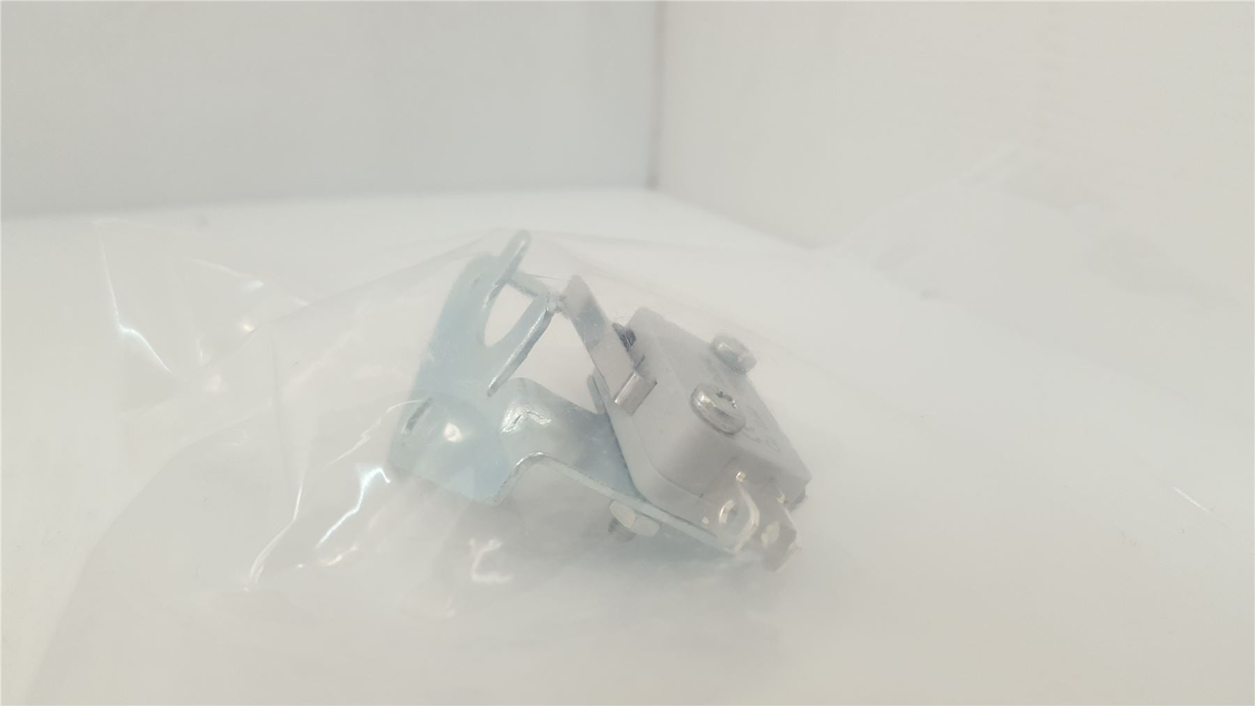 NEW POTTERTON PROMAX 24 HE PLUS BOILER CENTRAL HEATING MICRO SWITCH 248067