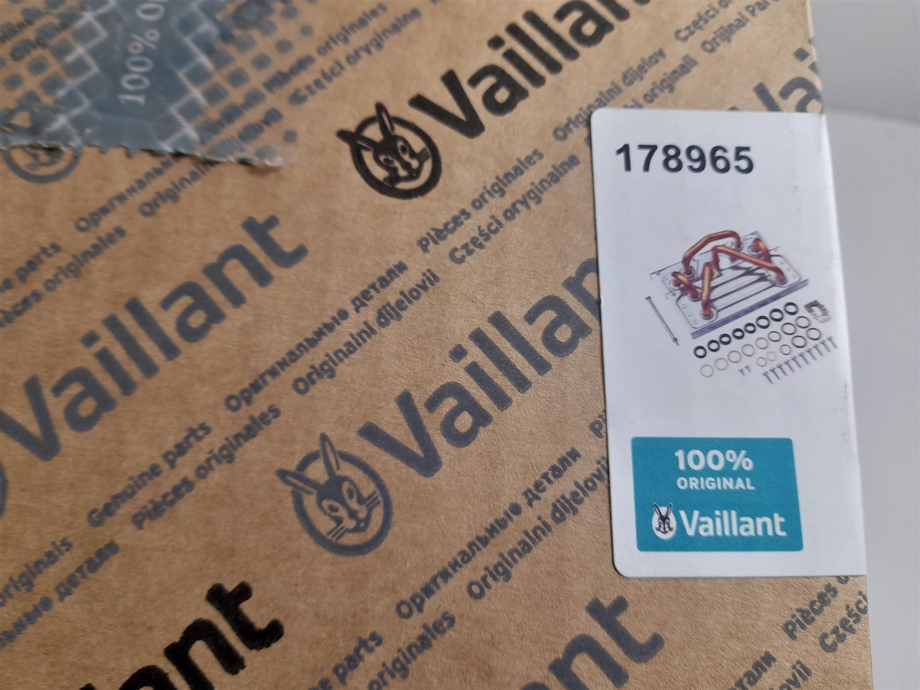 Vaillant 178965 Plate Heat Exchanger Support Bracket Assembly