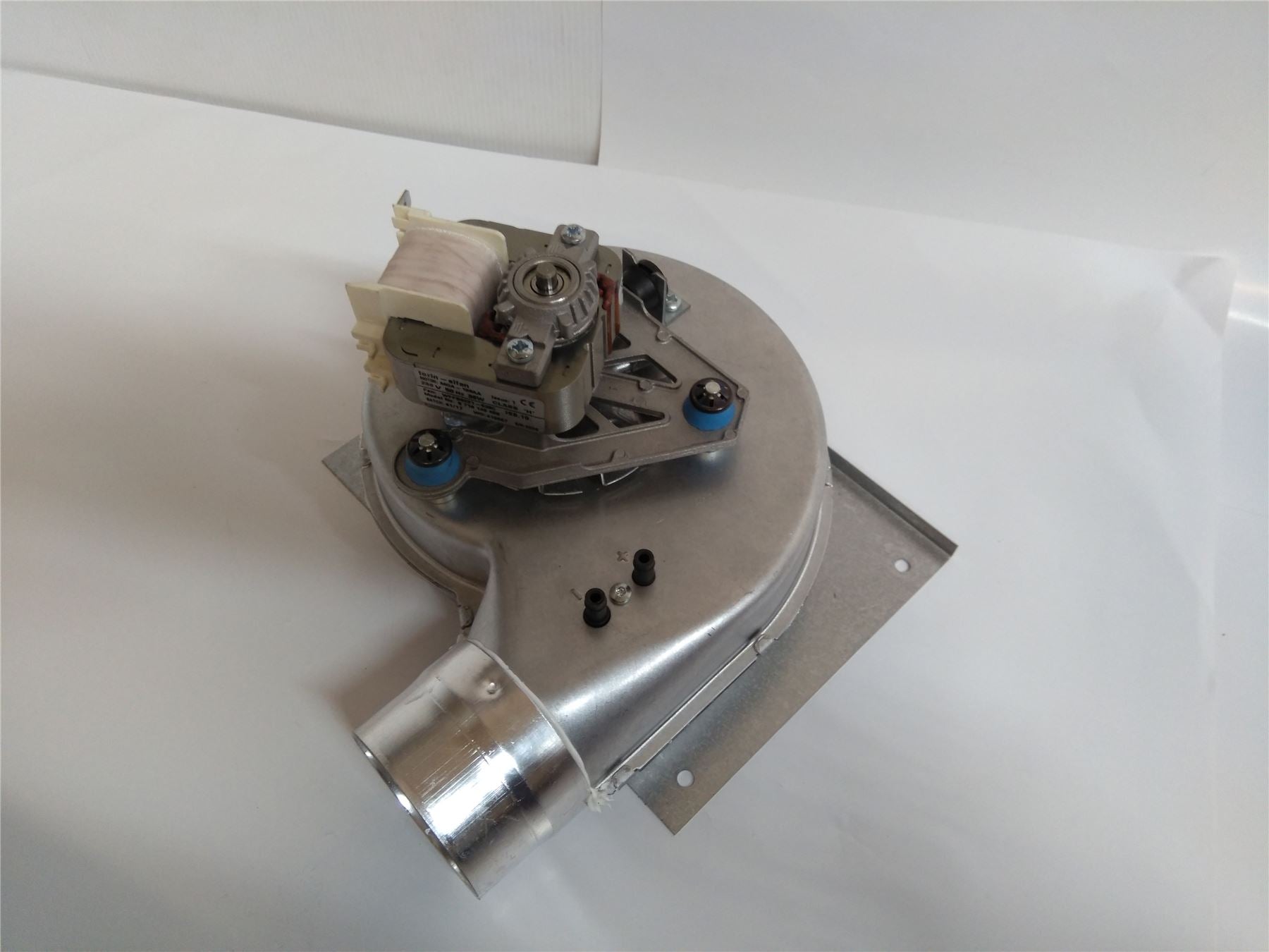 NEW WORCESTER BOSCH 24i BOILER FAN ASSEMBLY 8716146459 WFFB0221-038 87161209930