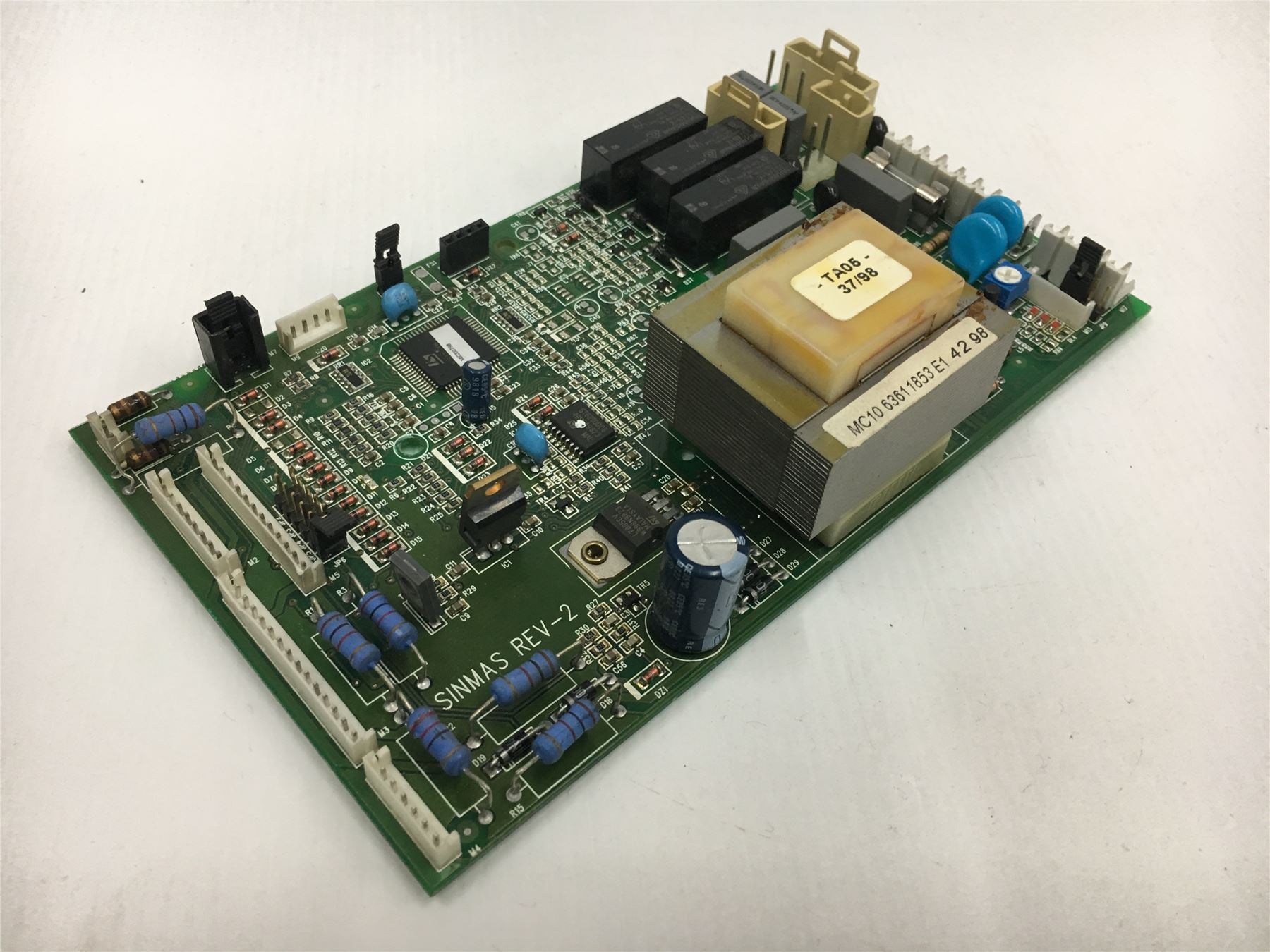 VOKERA MC10FN5 CARD PCB 10024731 REV 2 12M WARRANTY