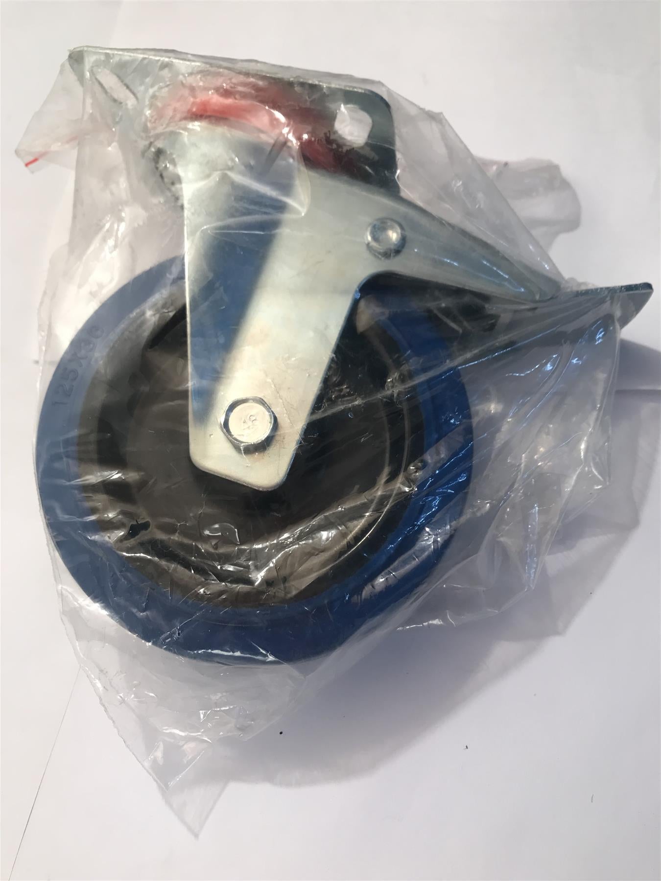 Fixman Braked Swivel Elastic Rubber Castor 125mm 180kg  200818