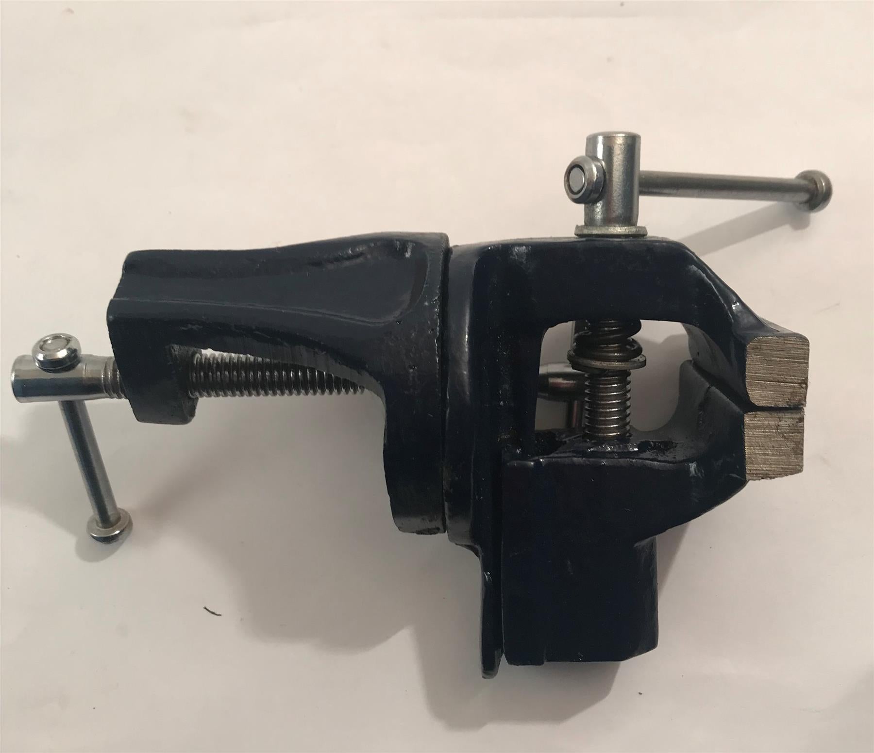 Amtech 50mm Swivel Base Baby Vice  D3200