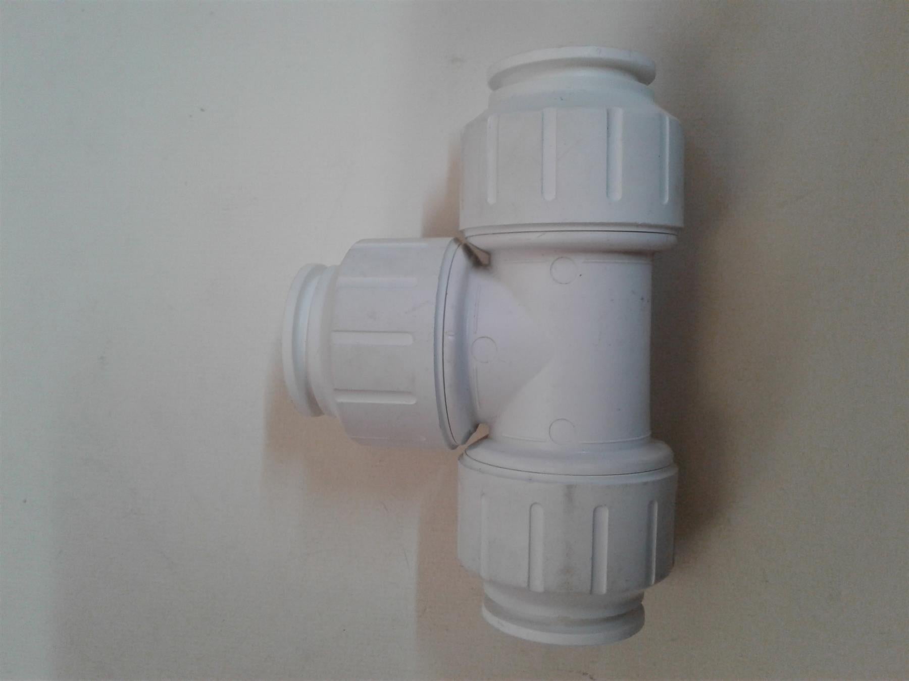 NEW JG SPEEDFIT 28mm EQUAL TEE PIPE FITTING PEM0228W (EACH)