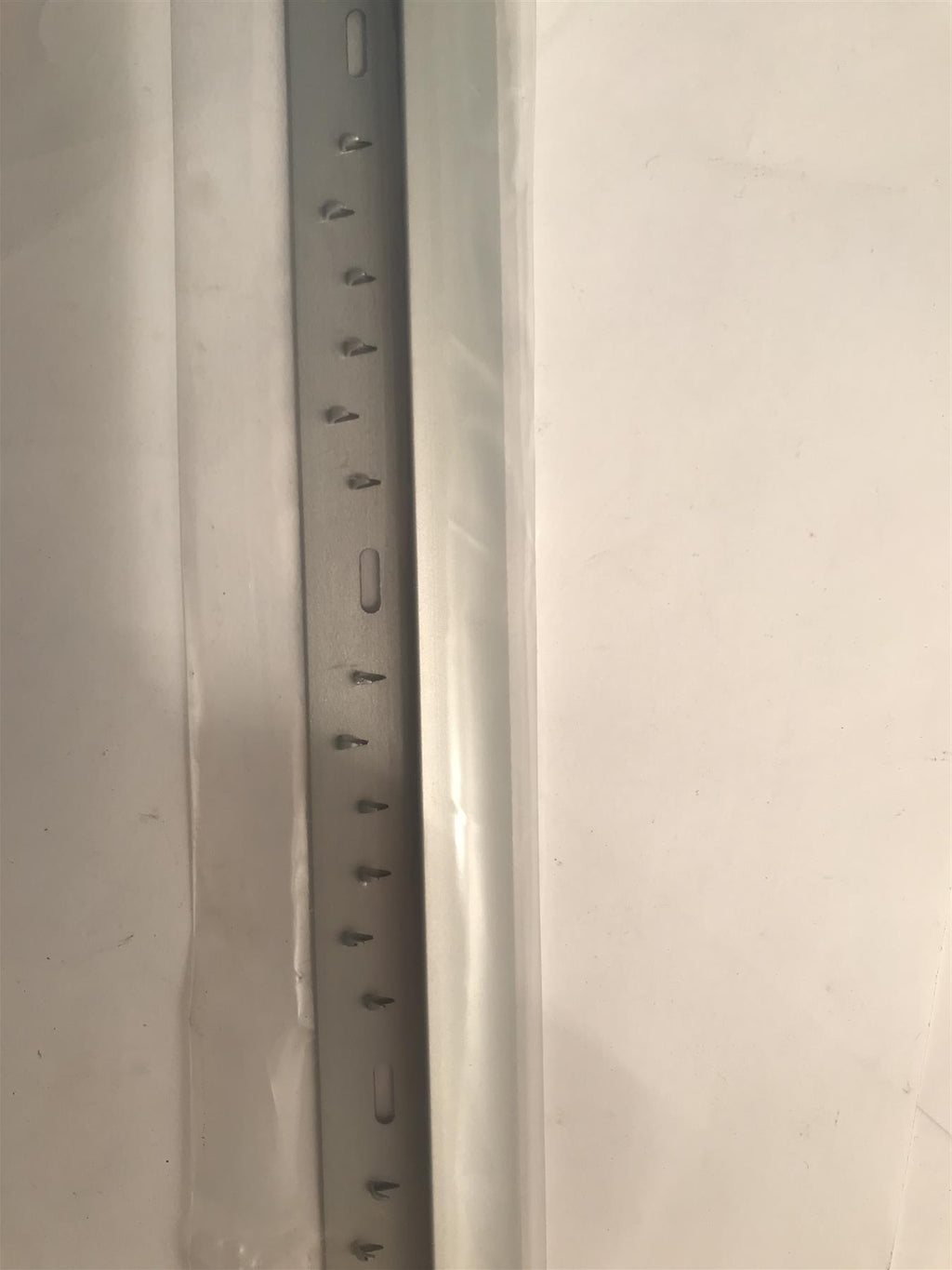 Exitex Single Nap Carpet Trim Silver  914mm SNCT