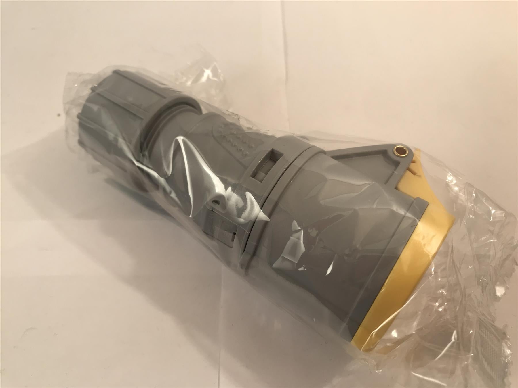 HTCN 16A 110V Yellow 3 Pin Female Industrial Plug Socket IP44