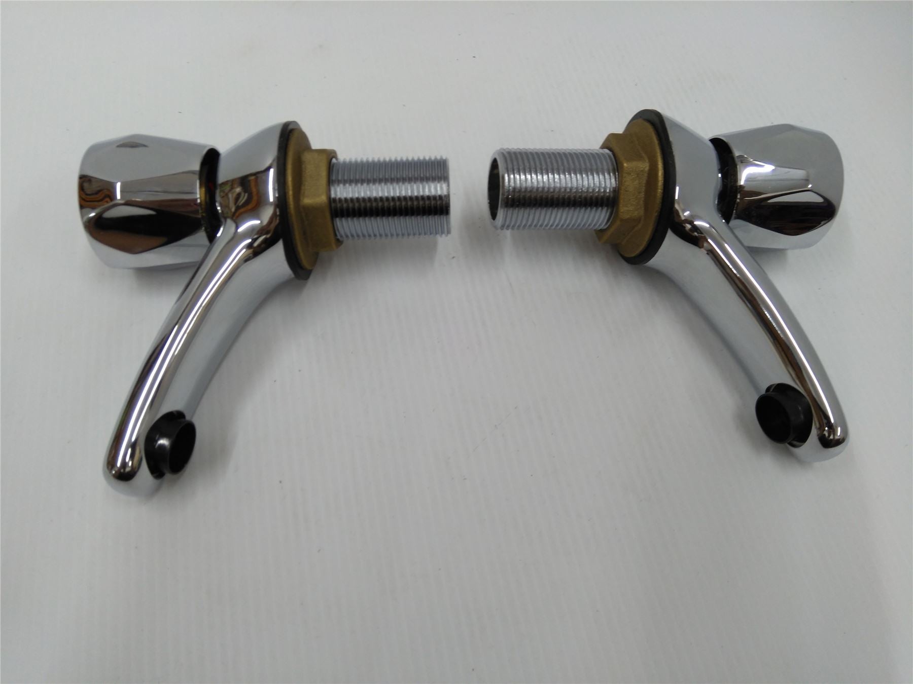 NEW SWAN PILLAR TAPS C48101