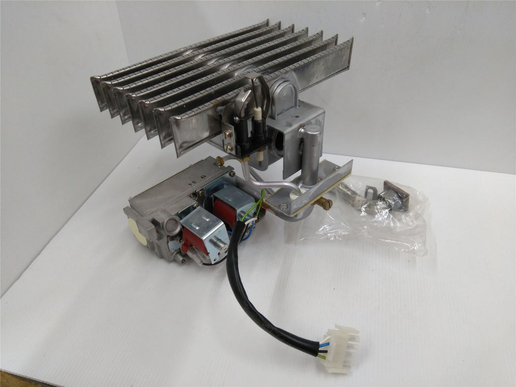 NEW POTTERTON HONEYWELL 7 BLADE BURNER AND GAS VALVE ARRANGEMENT 212176 8212176