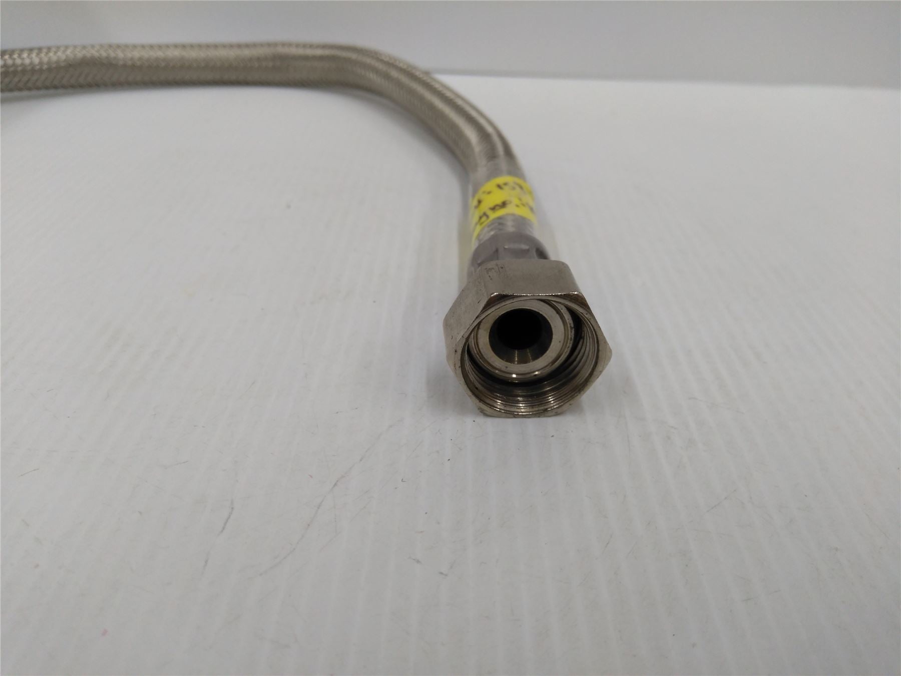 NEW TAP CONNECTOR MAJOR DIAMETER 22.911mm BRAIDED FLEXIBLE PIPE LENGTH 325mm