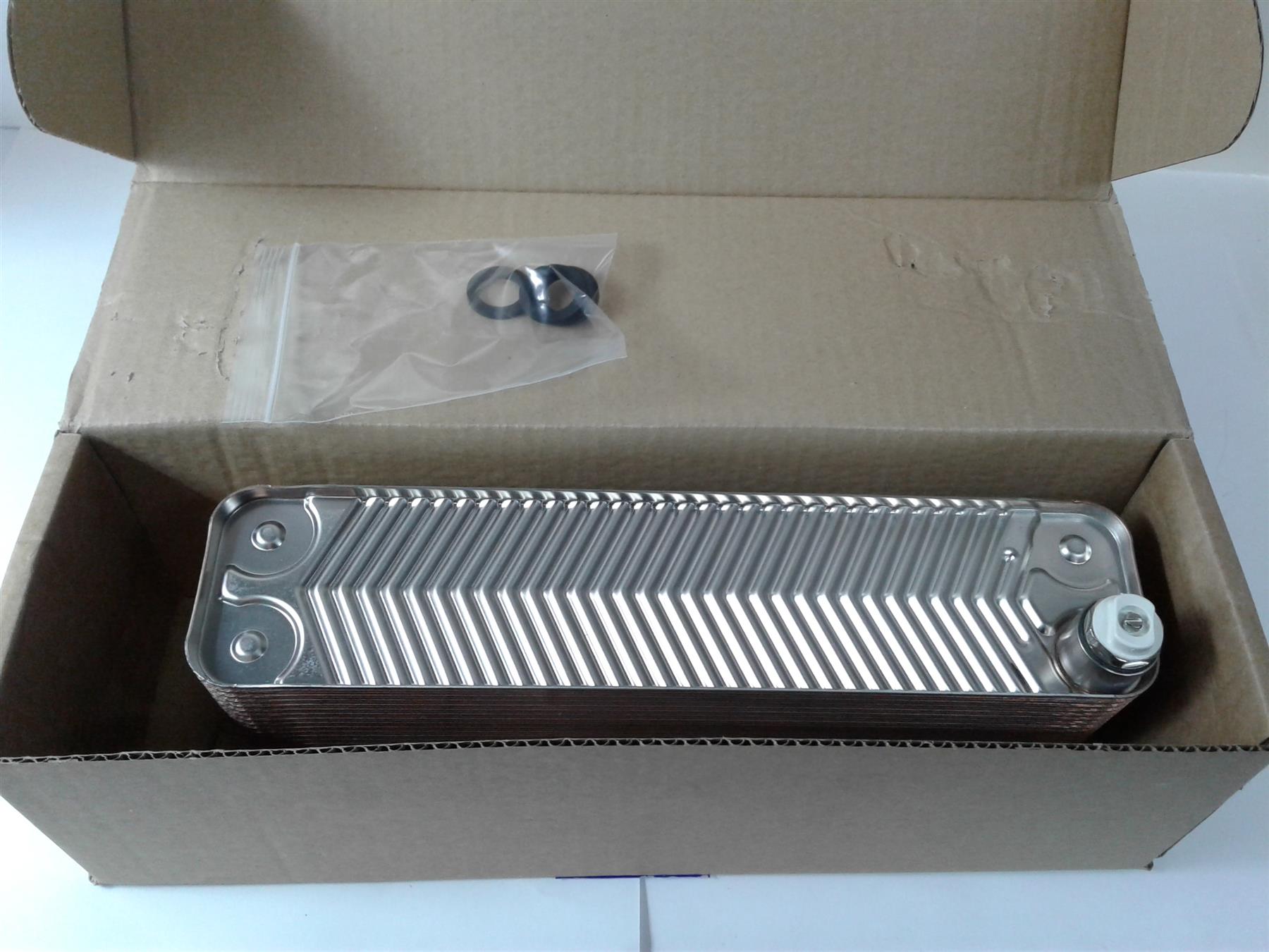 NEW WORCESTER 8736500012 PLATE HEAT EXCHANGER FOR DOMESTIC HOT WATER