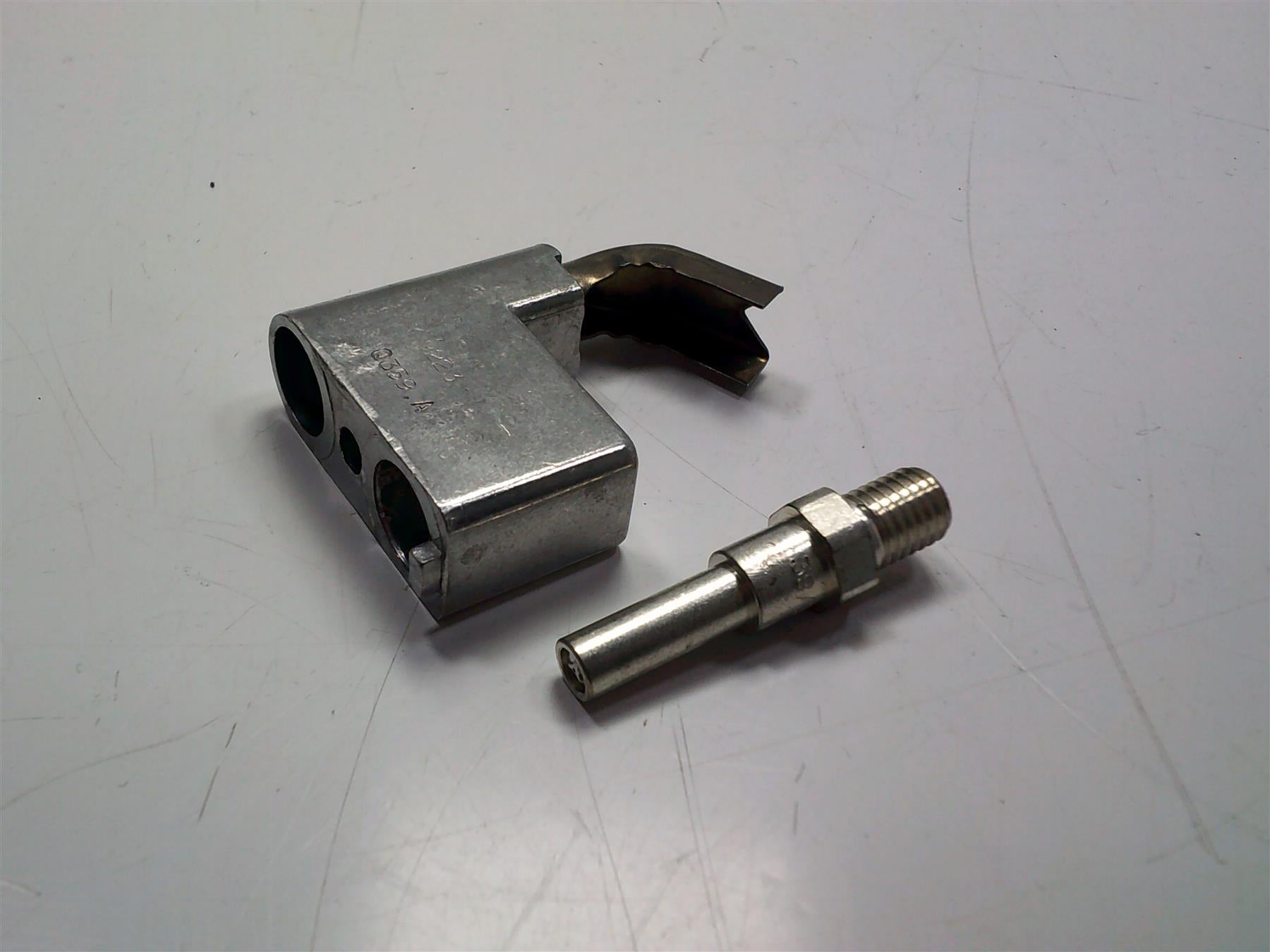 Ideal 171439 pilot burner head with injector D35