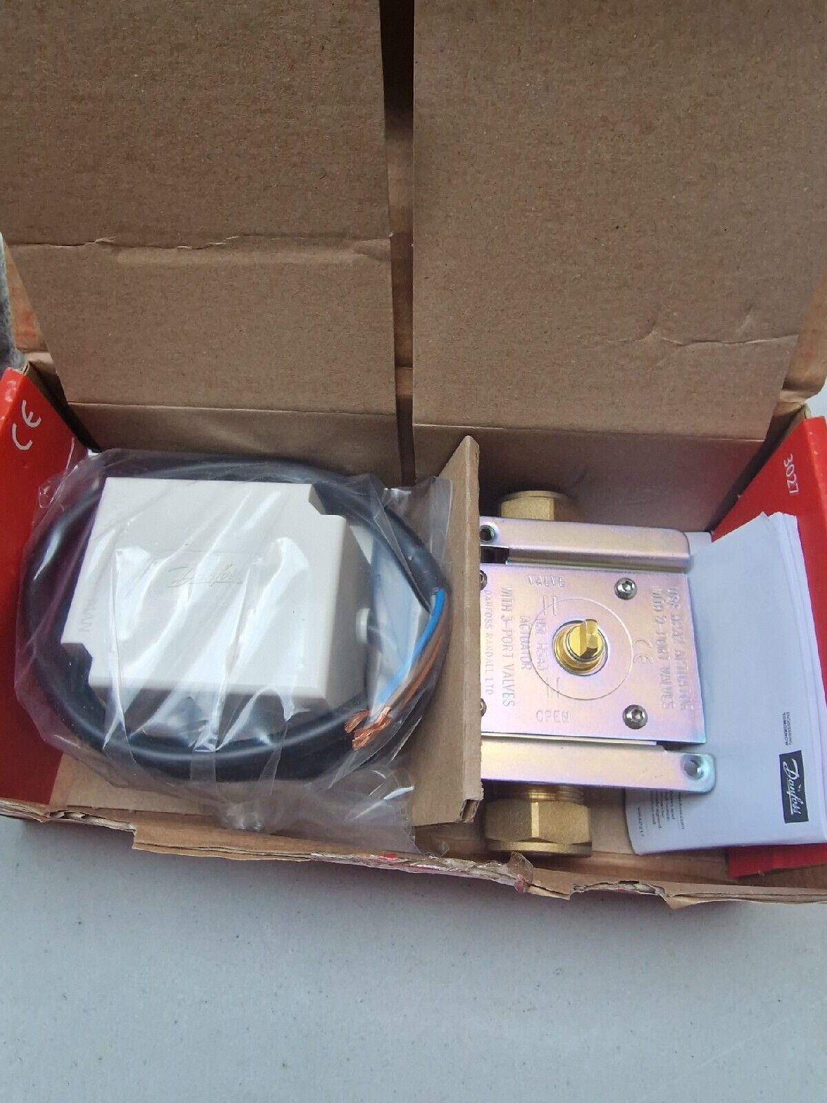 Danfoss Hp22b 22mm 2 Port Motorised Valve With Actuator 087N6642