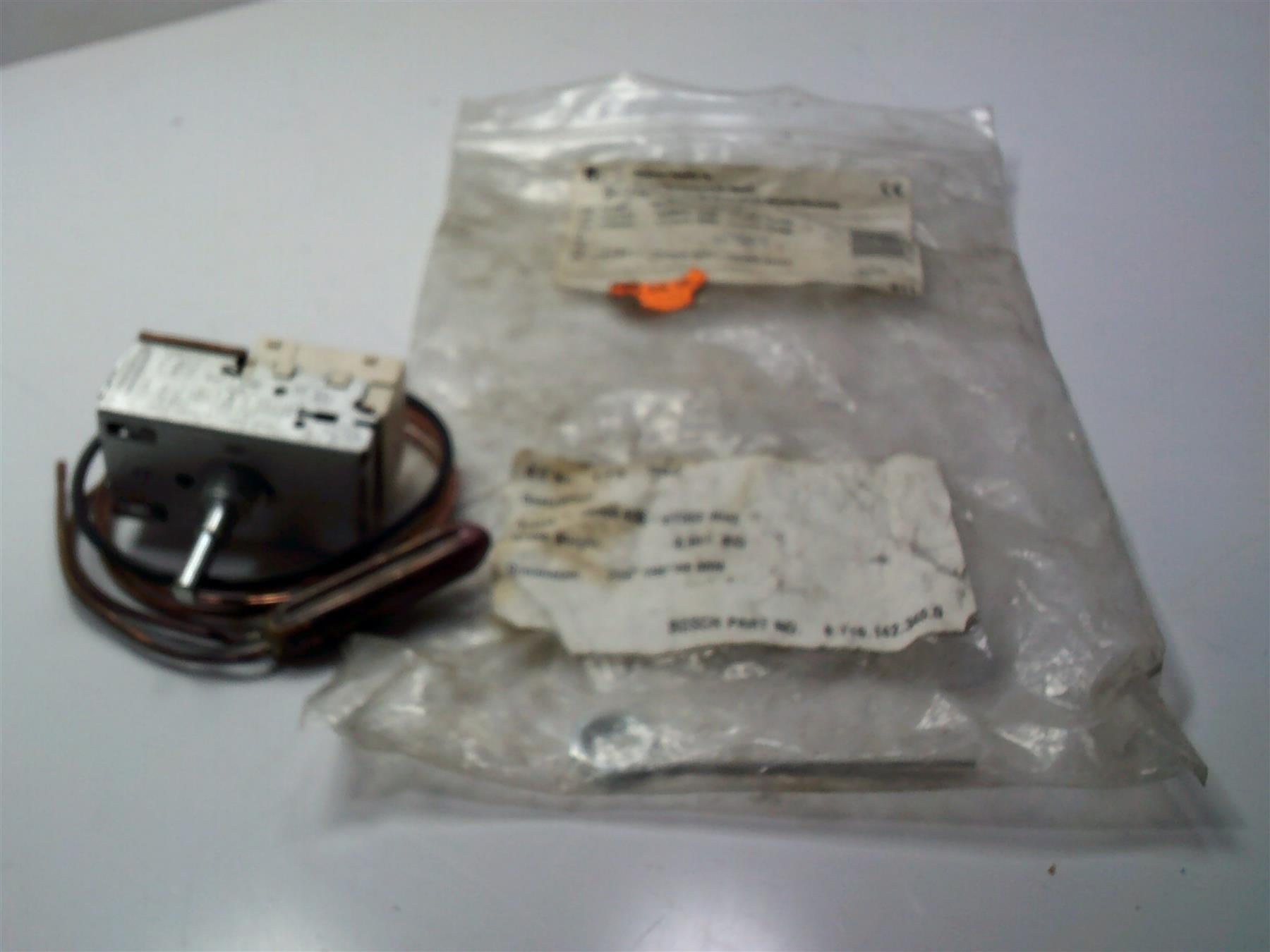 WORCESTER  HOT WATER THERMOSTAT K36P1333  87161423400