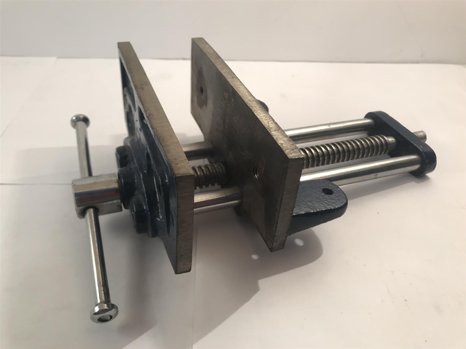 Woodworking Vice 150mm Cast Iron Body Chrome Plated Steel Screw Handle