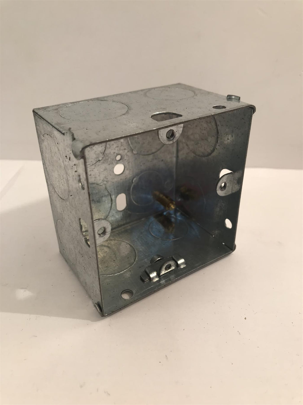 Flush Switch & Socket Metal Back Box 1 Gang 47mm