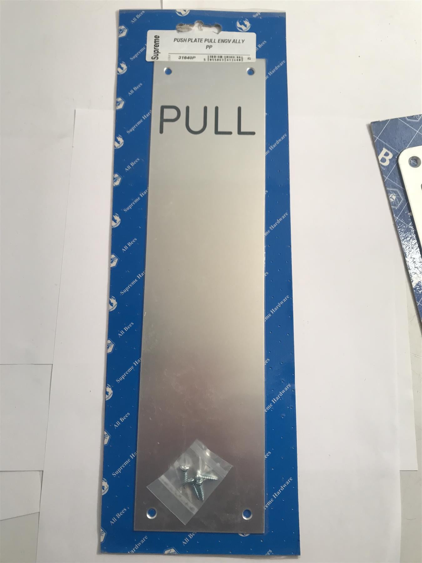 Supreme Engraved Push Plate 300 x 75mmn  31640P