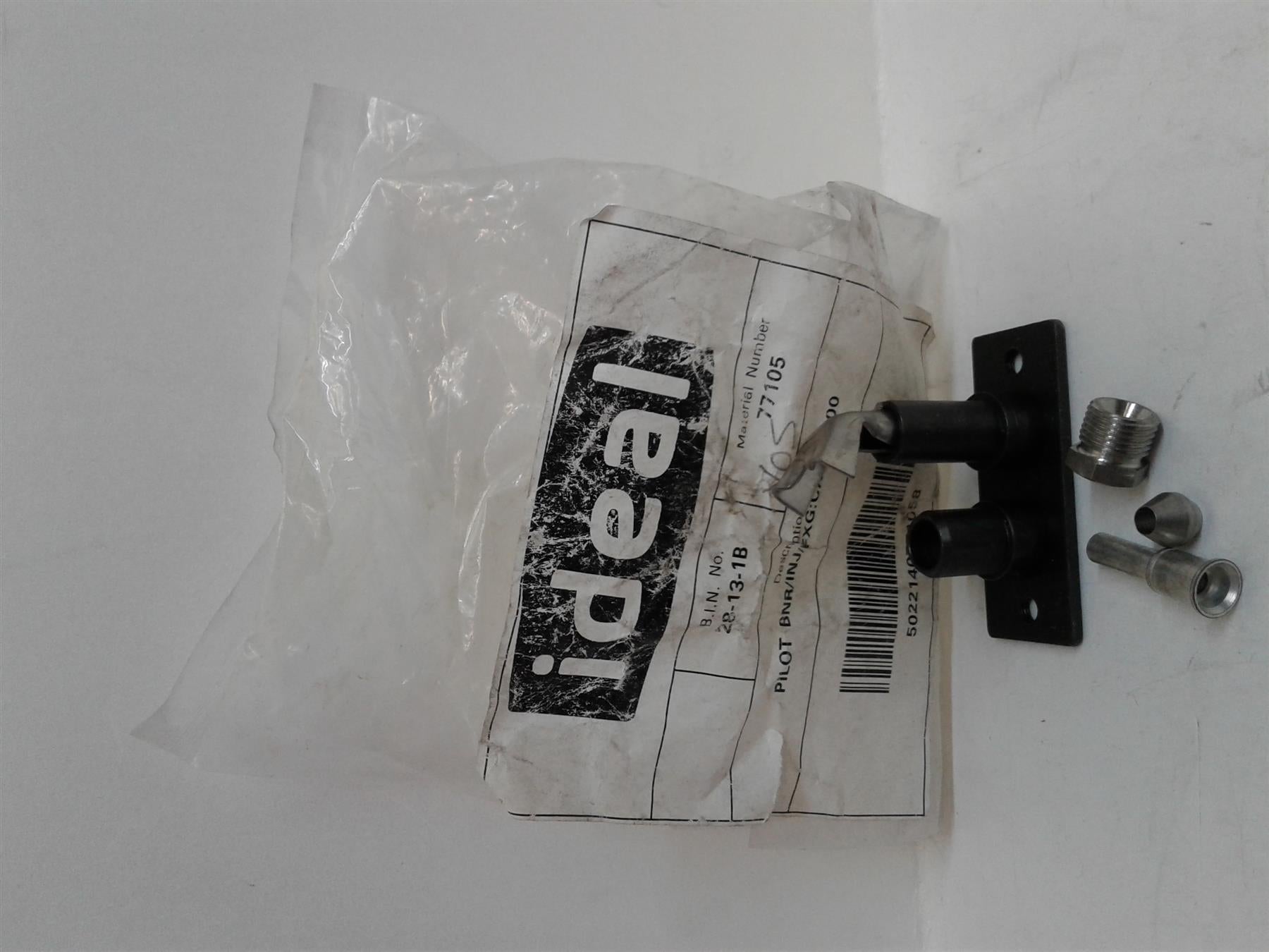 Ideal 77105 Pilot Burner with Injector Fxg:cx 40-100