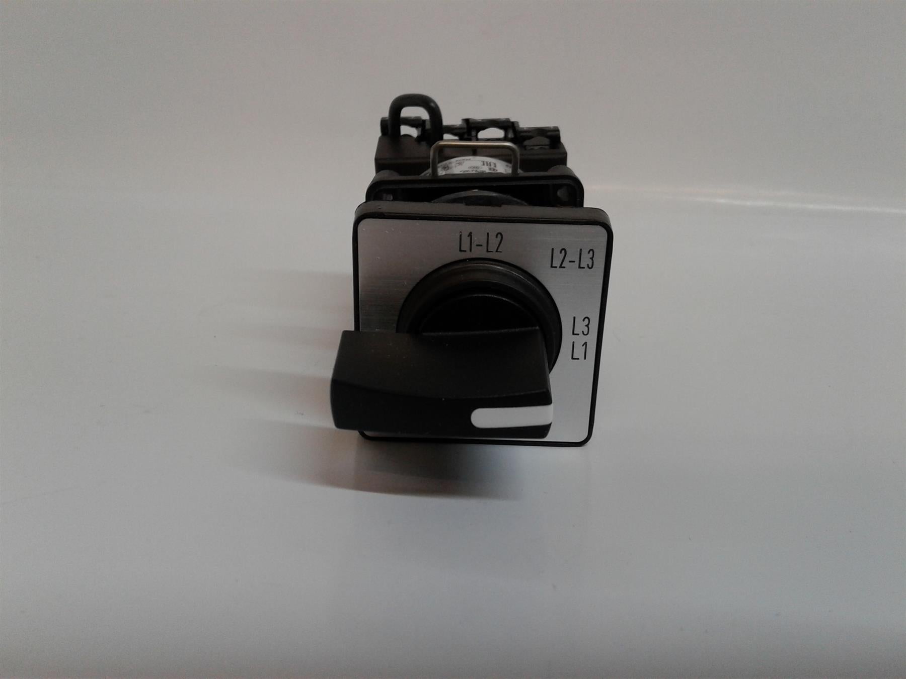 NEW Schneider Electric  Multiplexores K1D034MCH