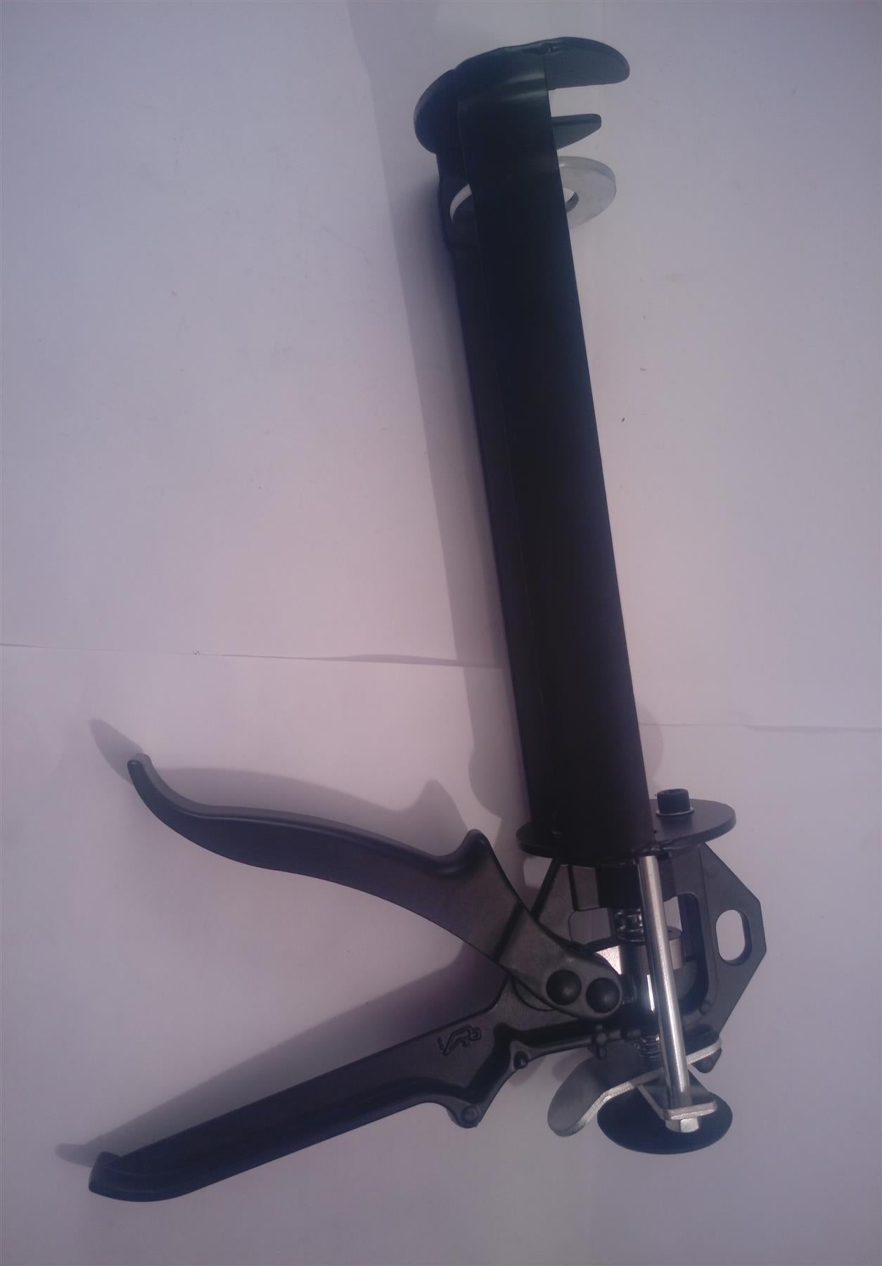 11" Inch Heavy Duty Skeleton Caulking Mastic Silicone Sealant Gun Applicator C3