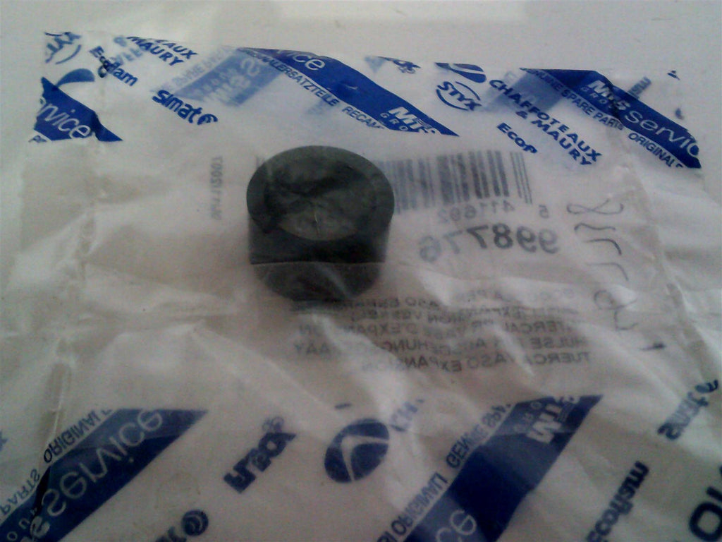 ARISTON BUSH (EXPANSION VESSEL) 998776 (MICROGENUS HE 24,28 & 32)