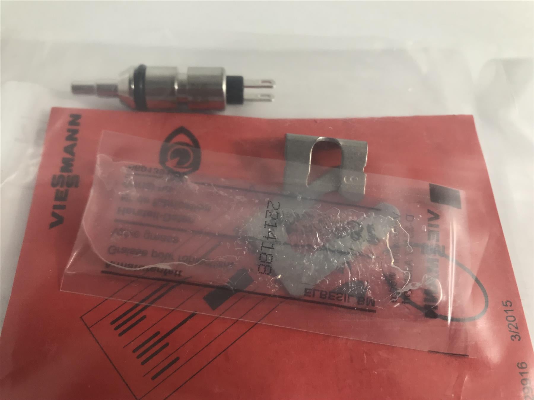 VIESSMANN VITODENS COMBI BOILER GENUINE HW SENSOR 7819967