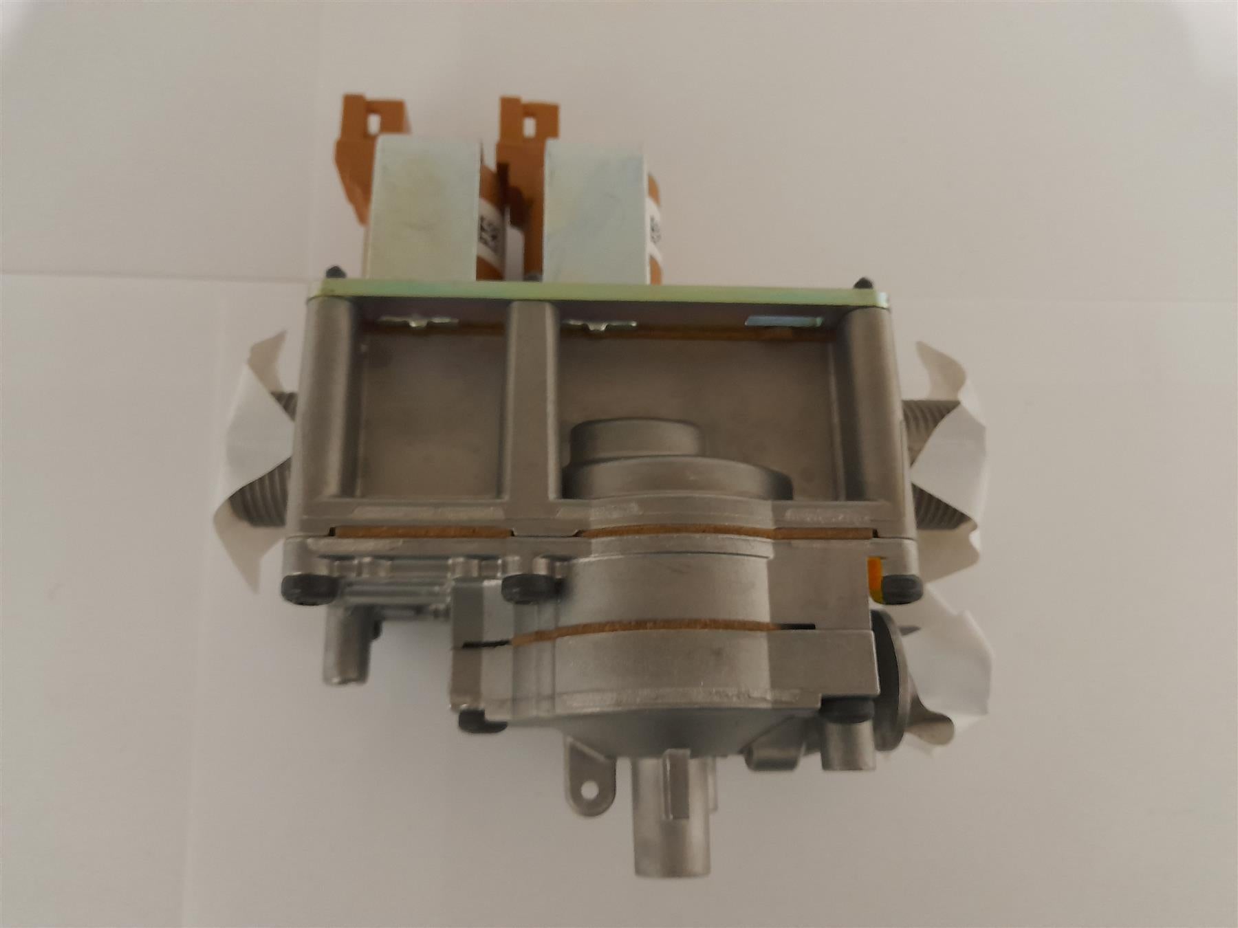 Worcester Bosch Greenstar Gas Valve 8738717458 87470037730