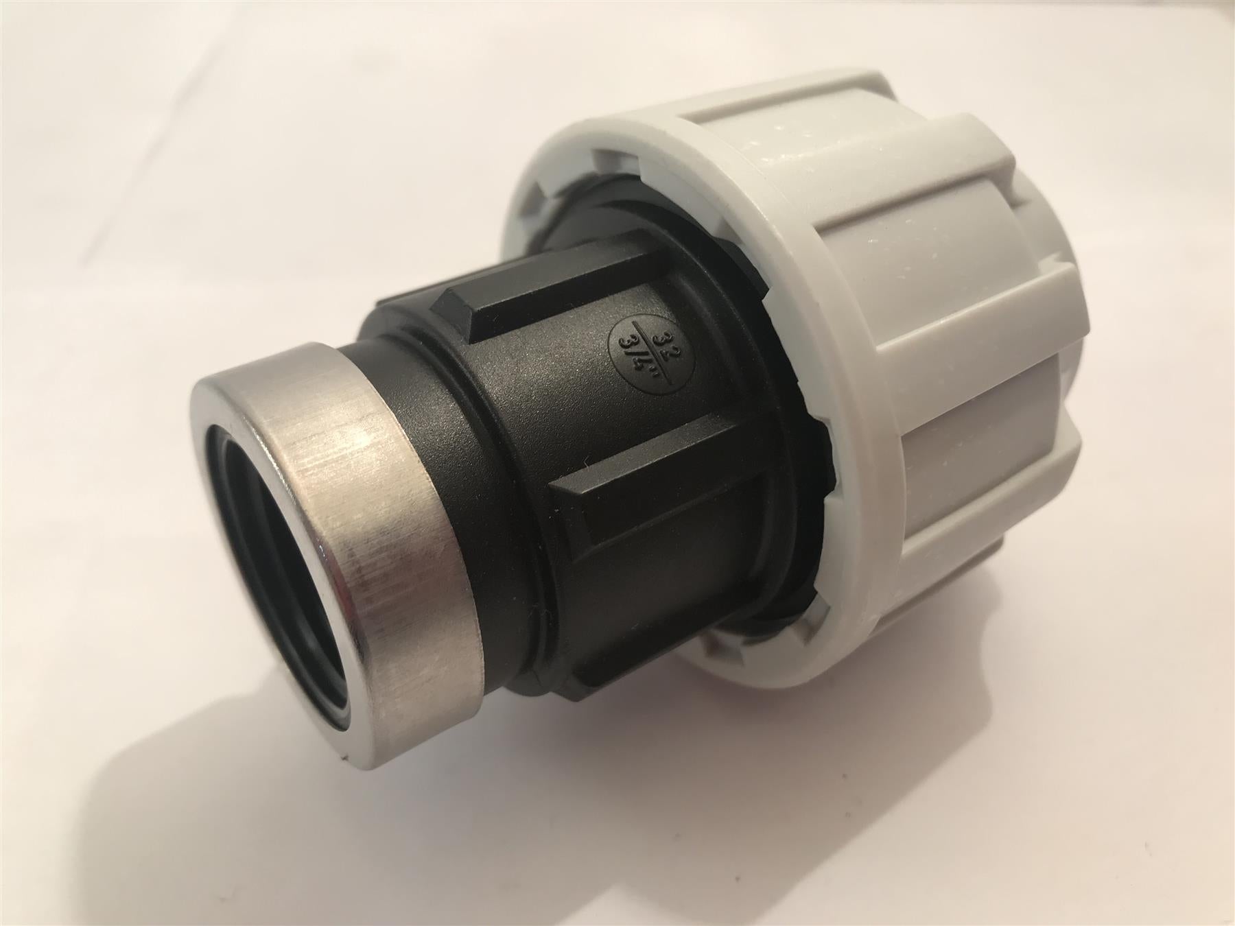 MDPE Female Adaptor 32mm x 3/4"