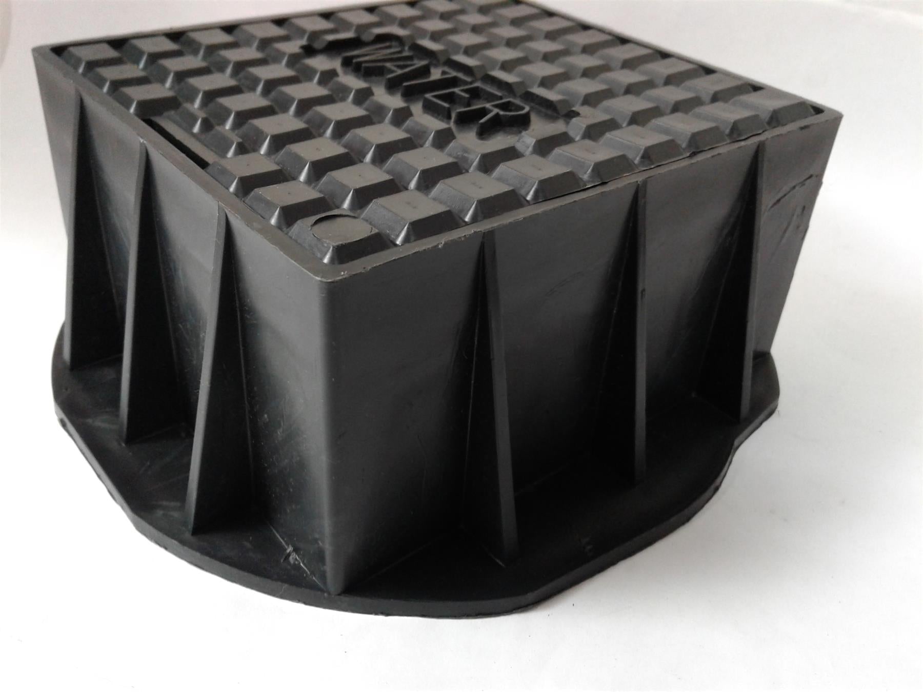 NEW WATER Stop Tap Box COVER 185x190x75mm Black Polypropylene