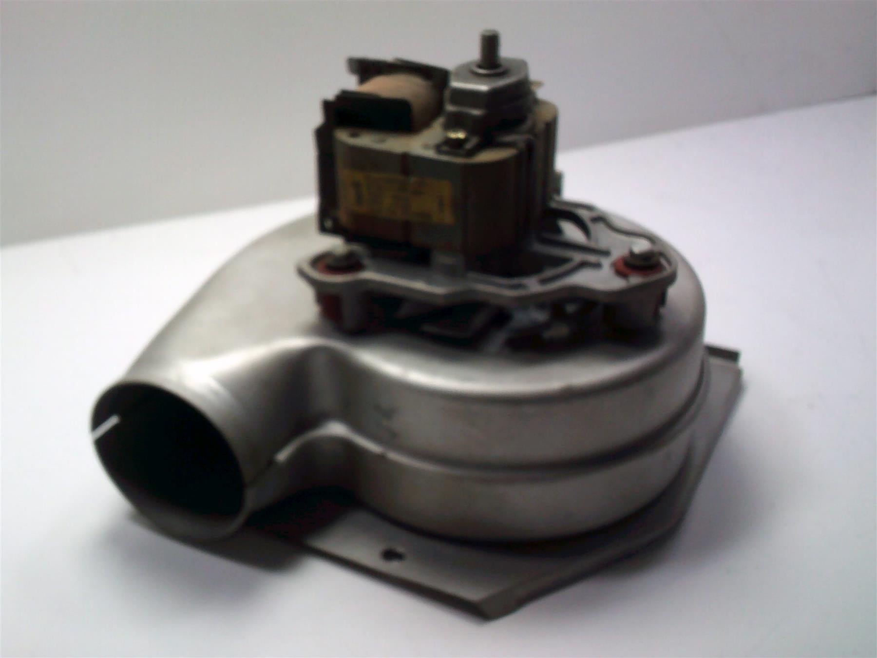 Potterton Suprima 30 RLH108/0040 FAN 5000868 12m warranty