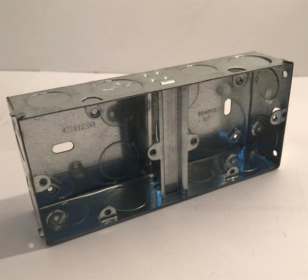 Dual Flush Metal Switch Socket Back Box 1 Gang, 1 Gang, 35mm