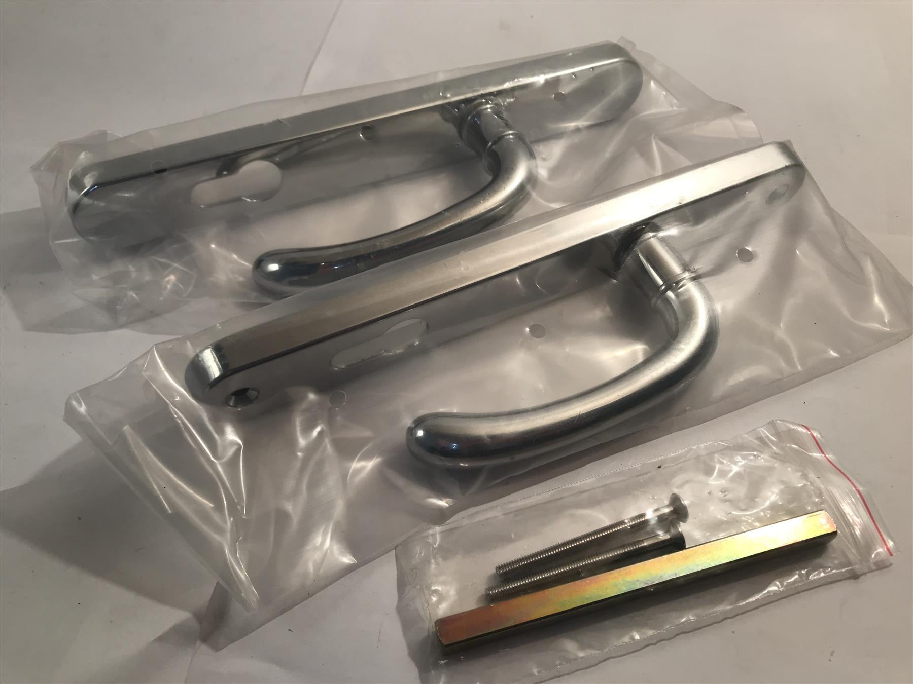 Sienna Euro Lock Handle 92mm Double Sprung  Chrome