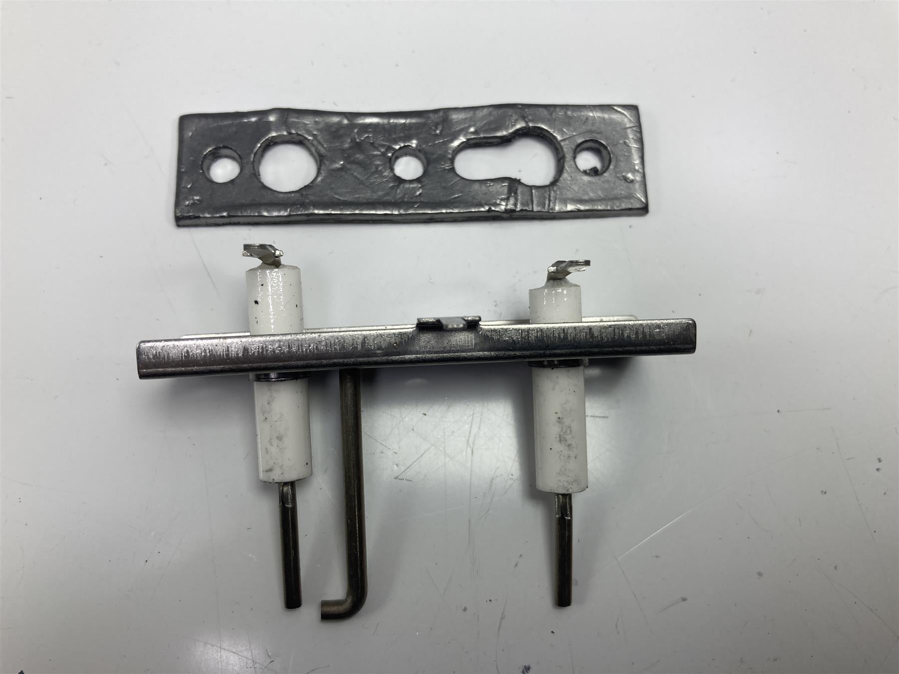 NEW BAXI SOLO HE 12HE 25HE 28HE 24HE 30HE ELECTRODE KIT 5110992