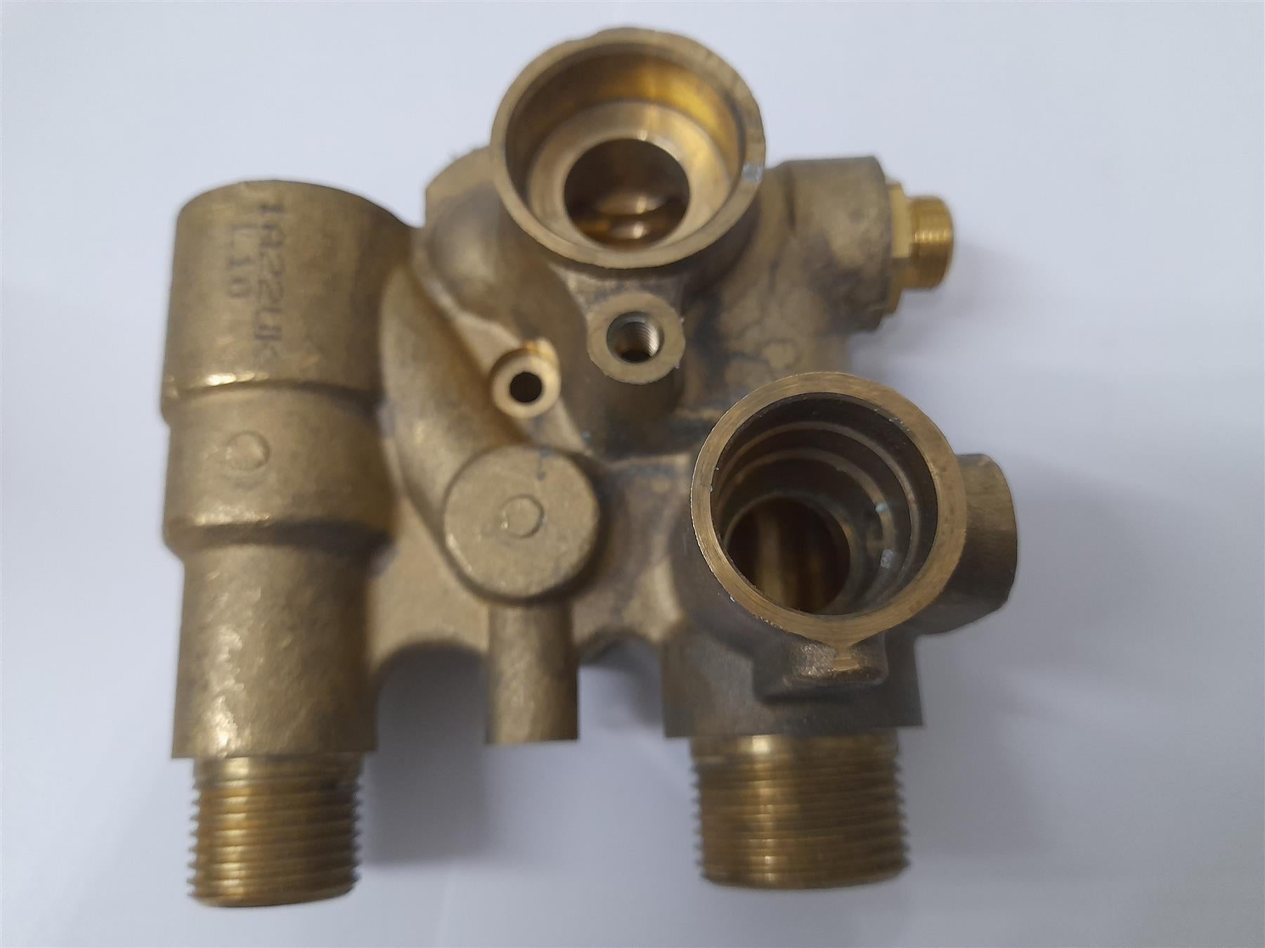 Baxi/Potterton Main Hydraulic Inlet Assembly 5132453