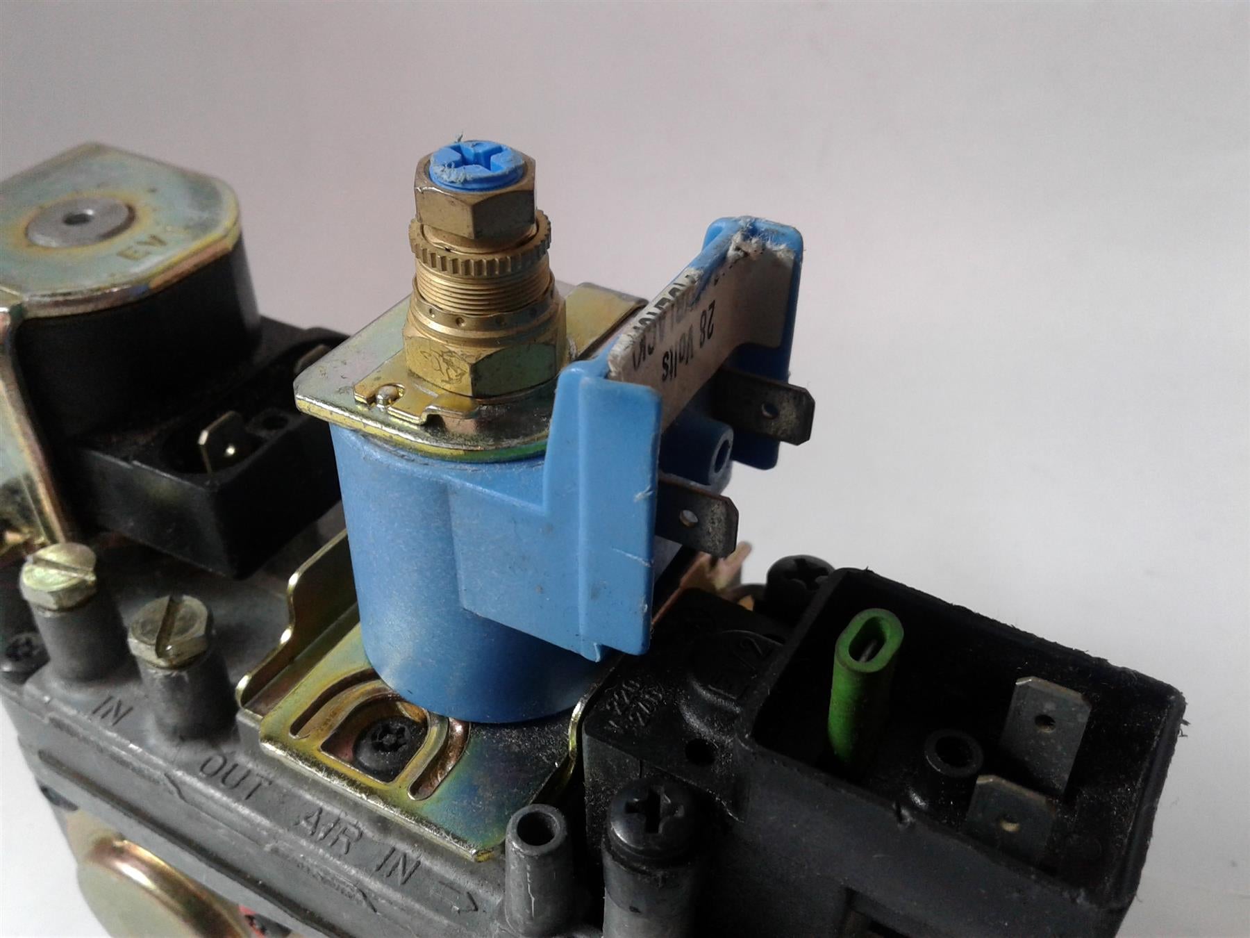 Baxi Potterton Gas Valve 827 Nova 63AP7060/2 0827137