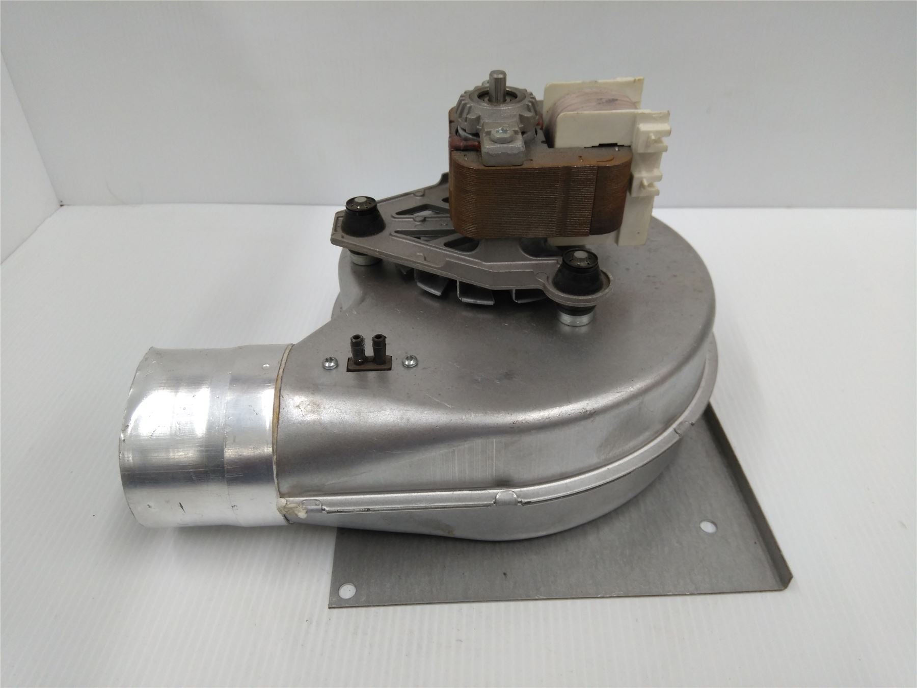 Worcester Bosch 87161207380 8716146462 Fan 12m warranty