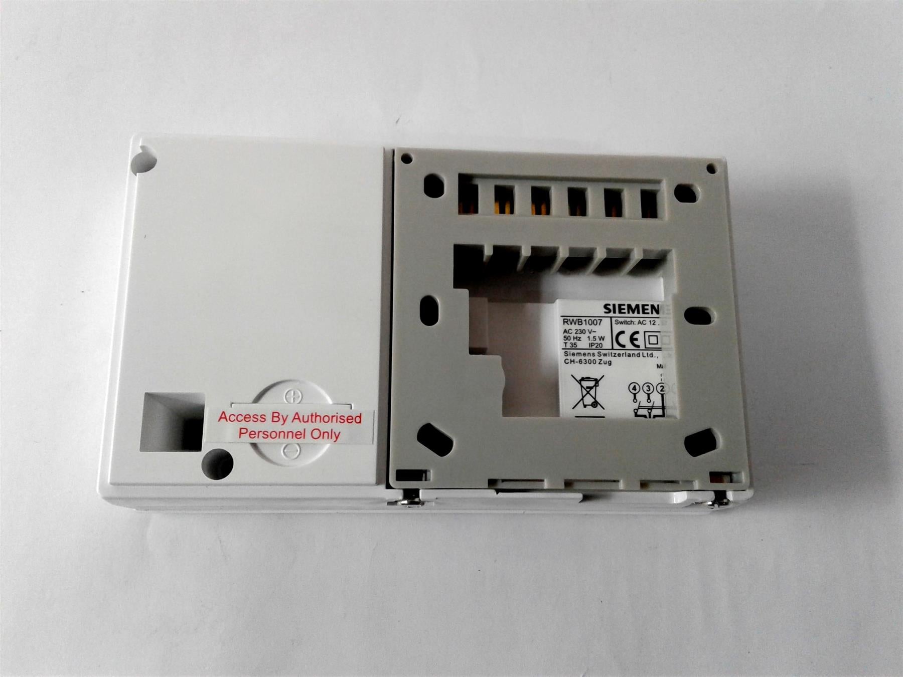 New Siemens 7 Day Timer 2 Room Thermostat RWB1007