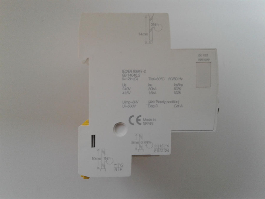 NEW Schneider Electric A9C66410 Circuit Breaker Reflex iC60H Ti24 10A 4P