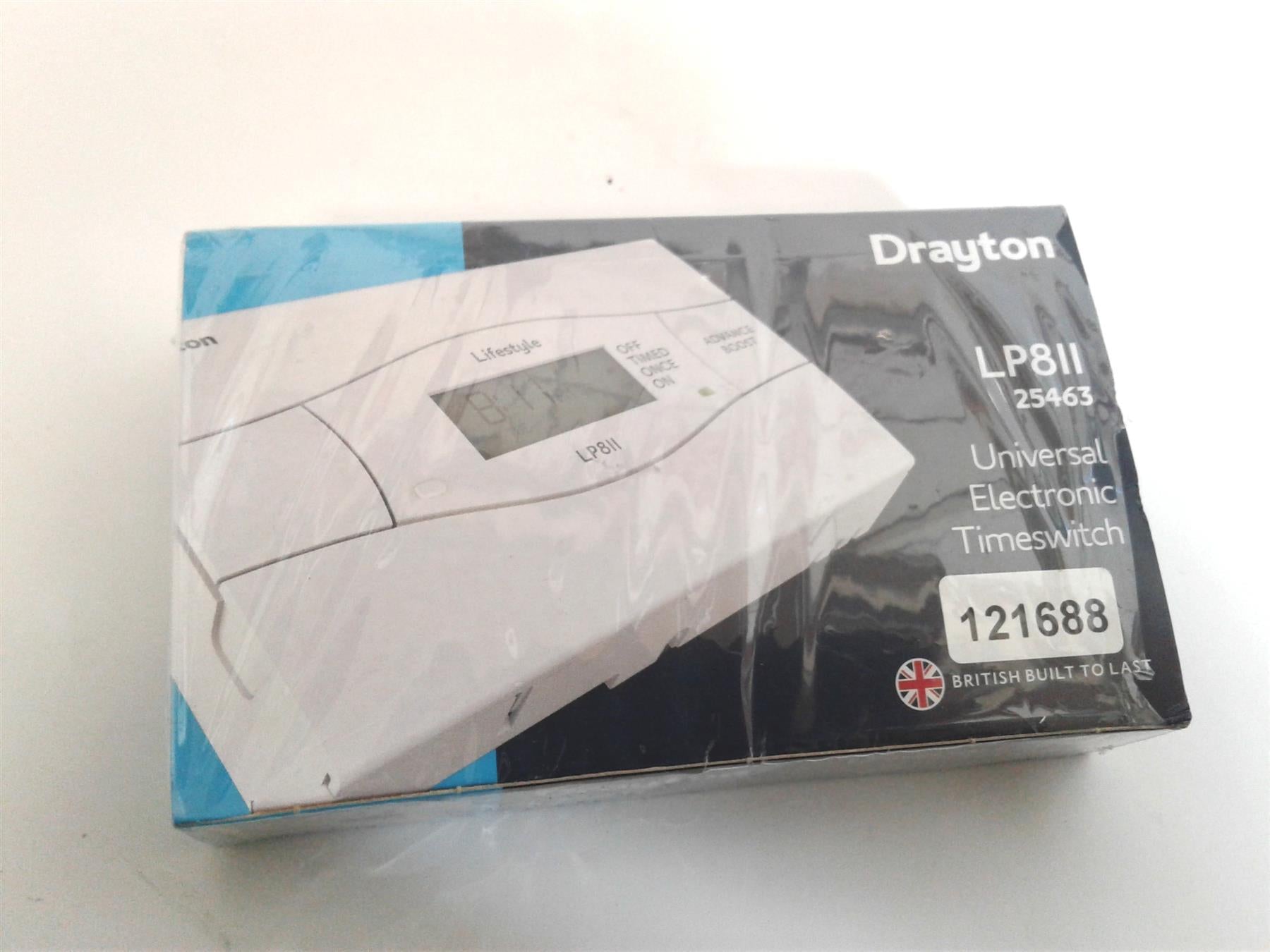 DRAYTON LP811 UNIVERSAL ELECTRONIC TIMESWITCH NEW