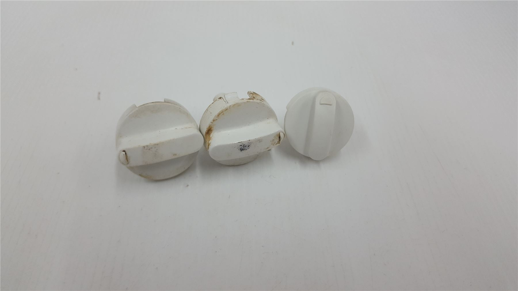 Used Ariston 60081979 Britony Combi Knob set of 3