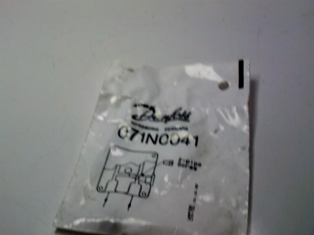 Danfoss 2 Pipe Screw ( 071N0041 Service kit)