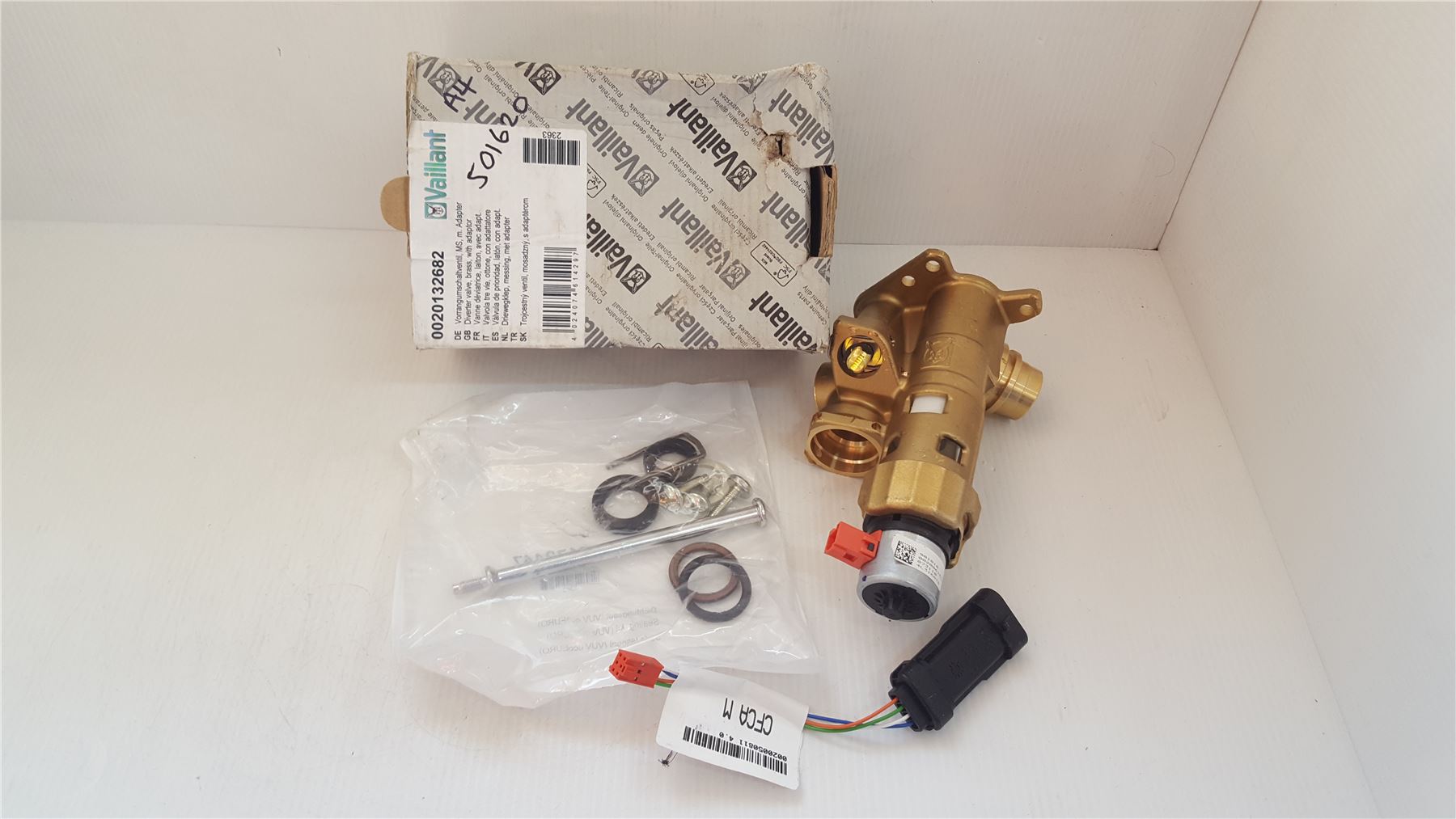 New Vaillant ecoTEC Diverter Valve Kit 0020132682