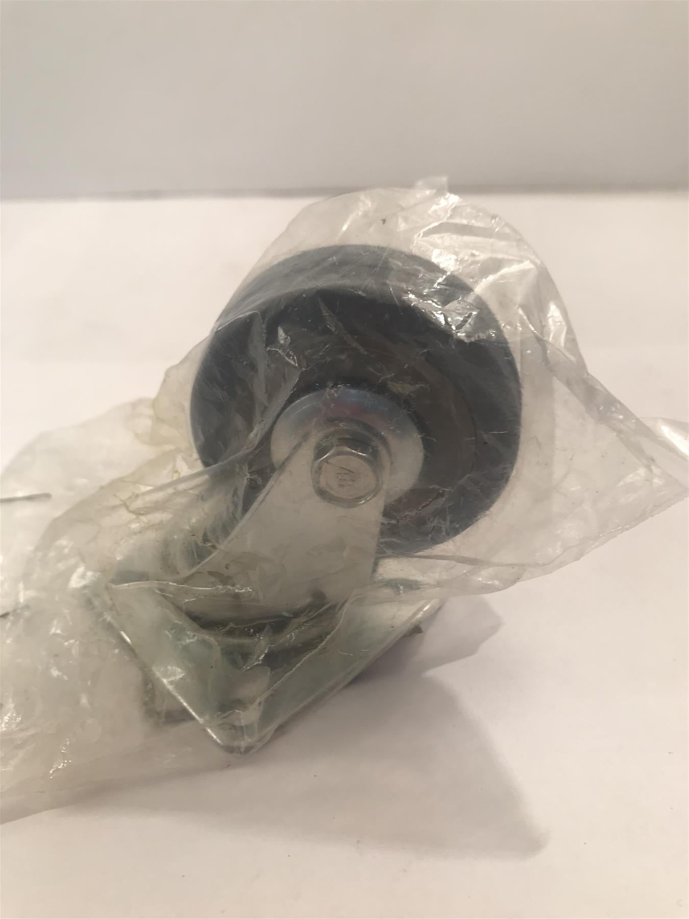 Fixman Swivel Rubber Castor 50 mm 50 kg  530386