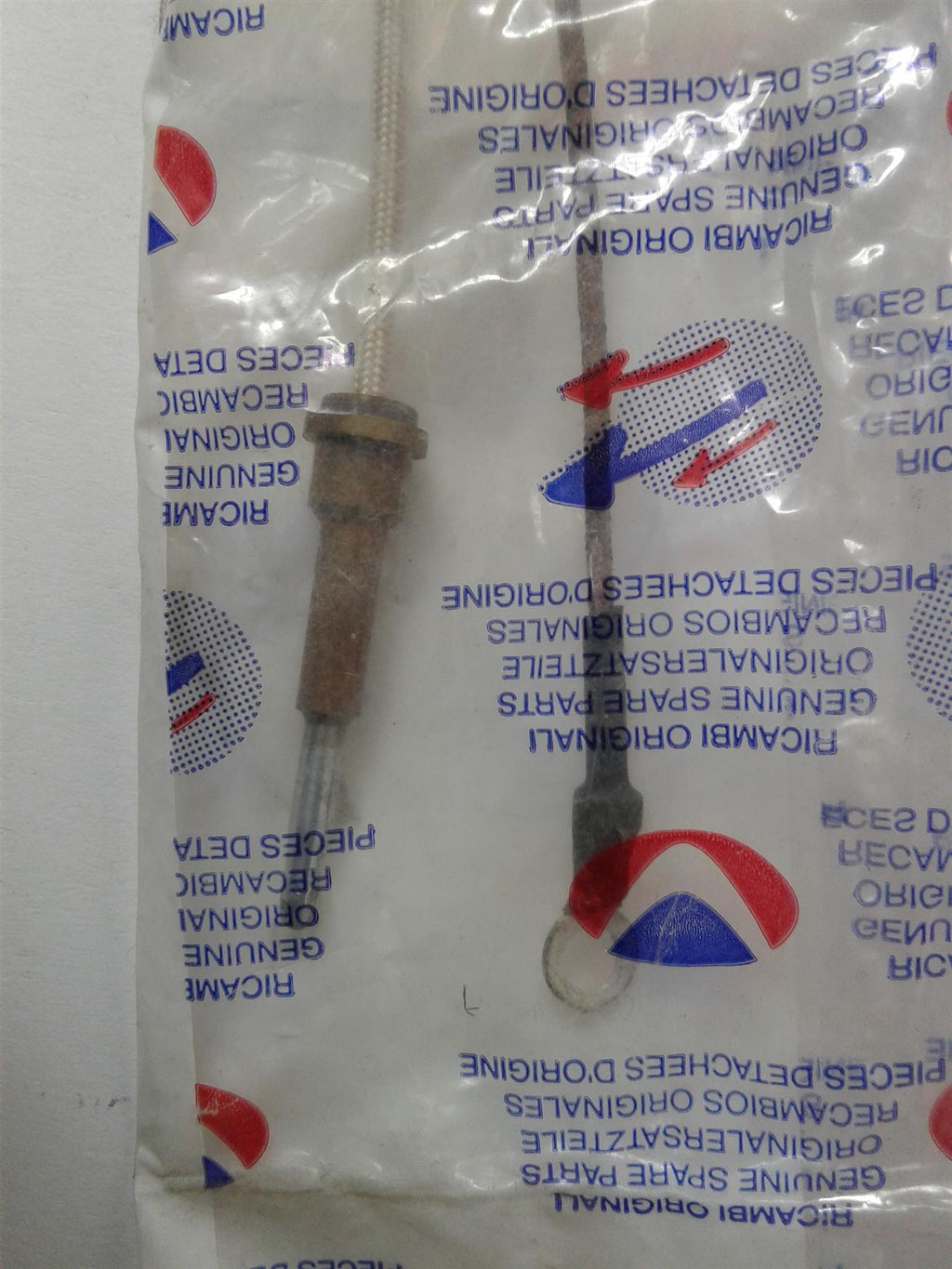 NEW Chaffoteaux Britony Thermocouple 60057703