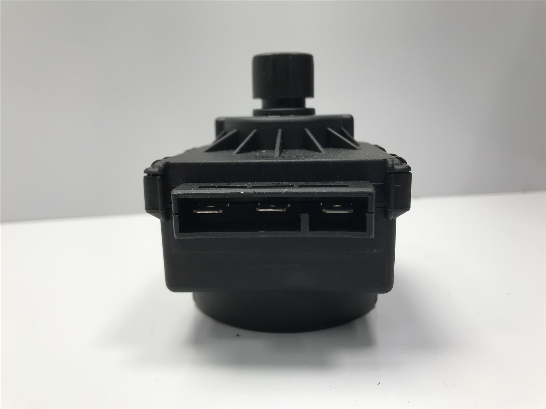 New Glowworm 2000801912 Diverter Motor Assembly valve (AM1)