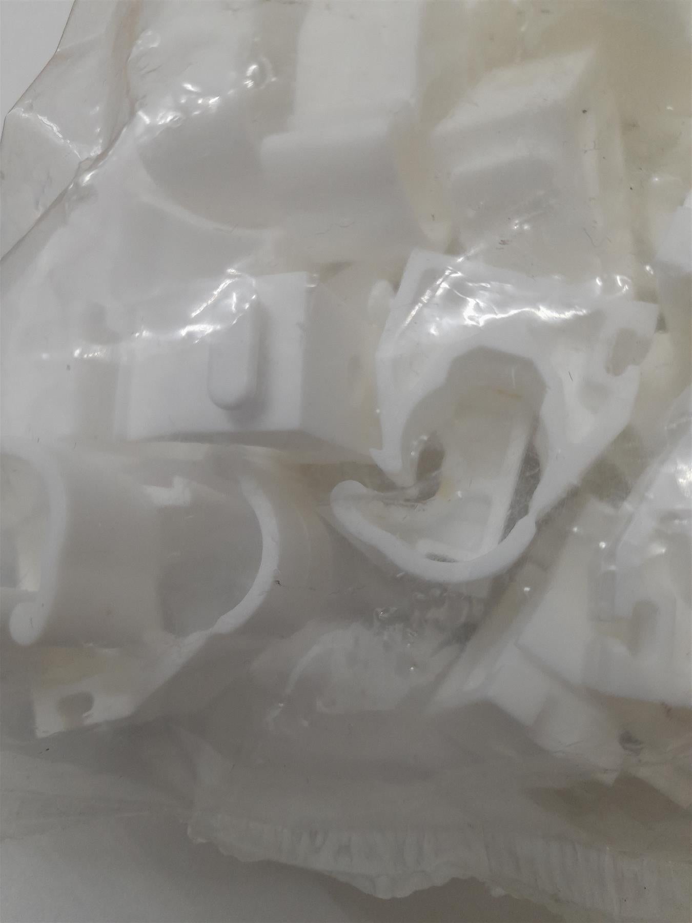 Ellis 851219 White Clips Quantity 100