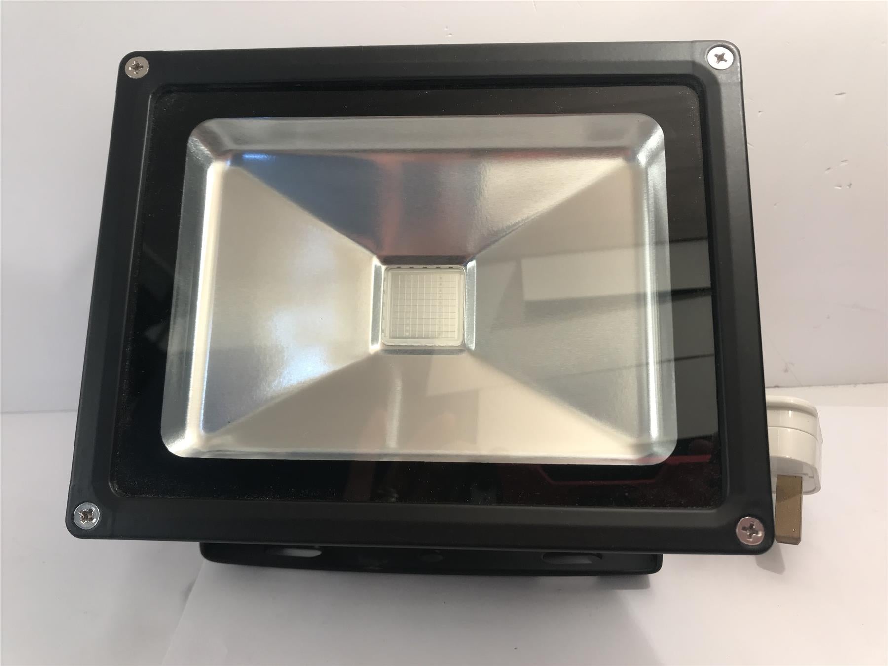 EAGLE 20W BLUE LED FLOODLIGHT  L330B